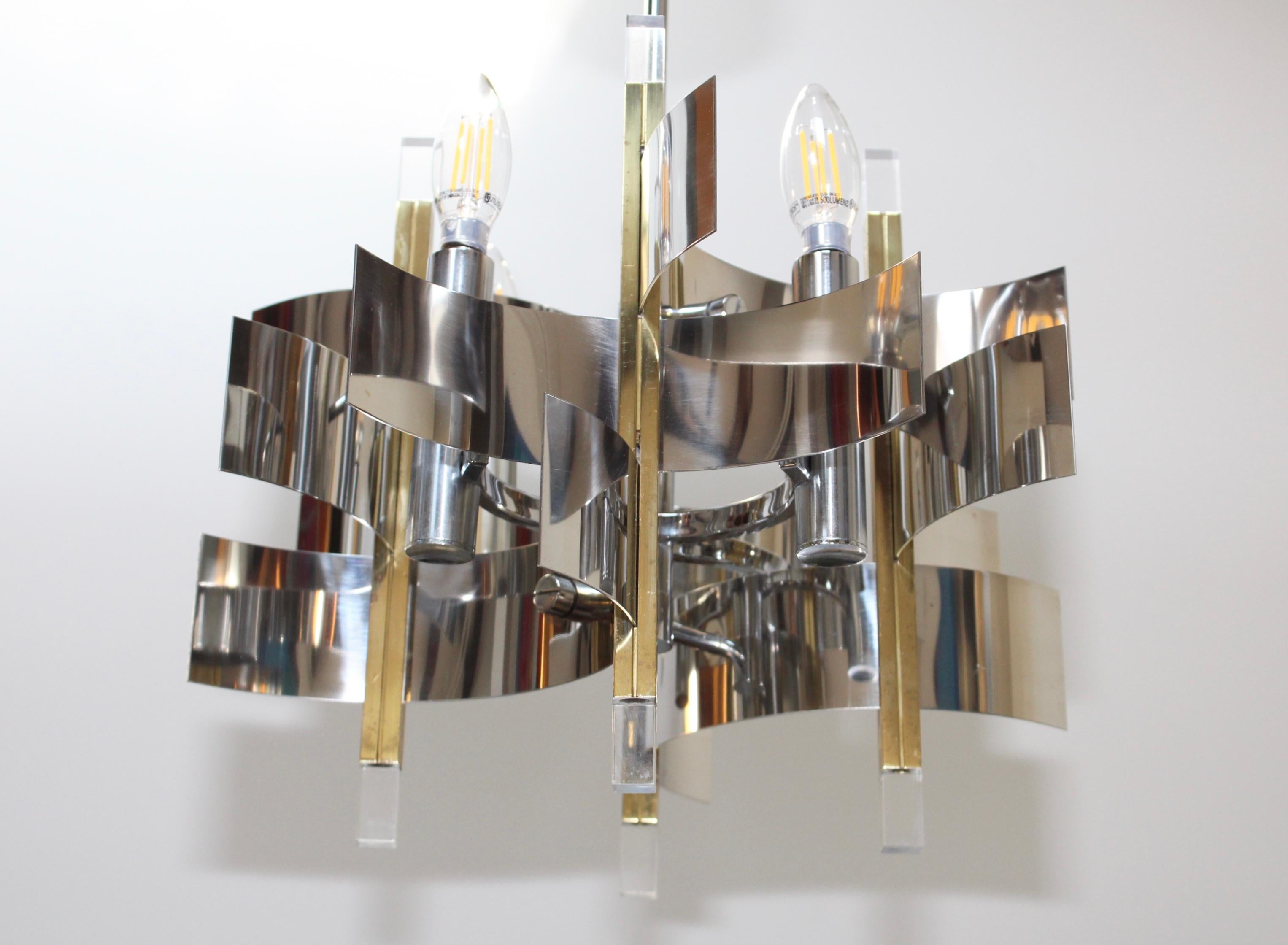 Gaetano Sciolari Brass and Chrome Chandelier In Good Condition For Sale In New York, NY