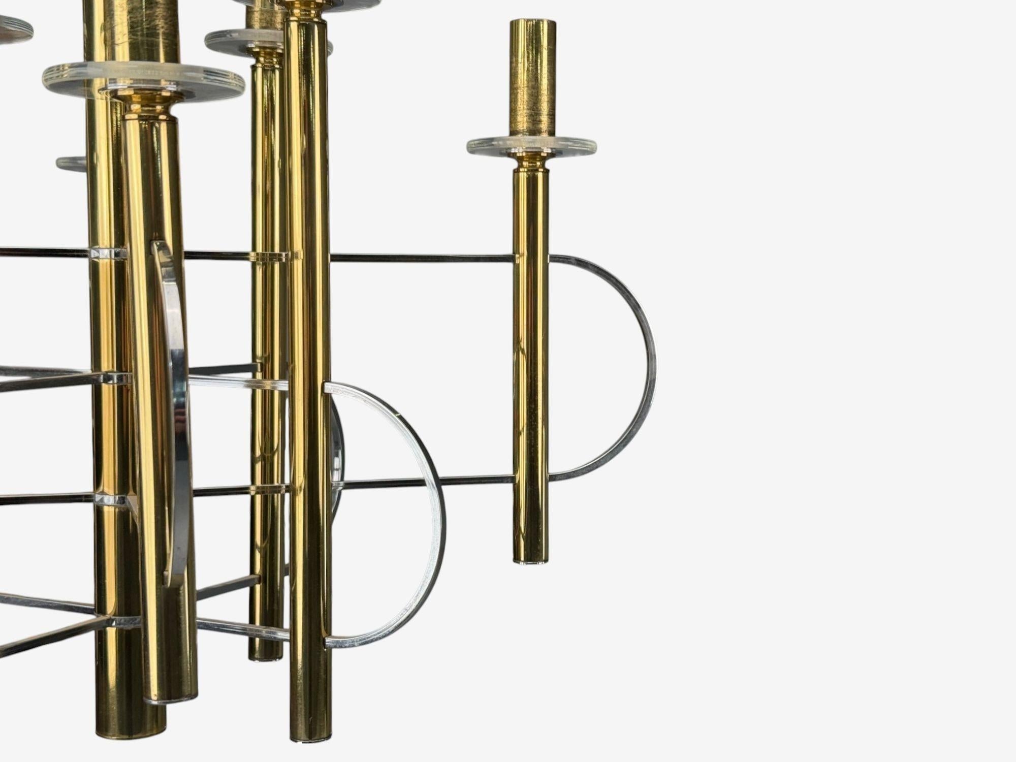 Gaetano Sciolari, laiton, métal, verre, lampes à suspension, Italie, années 1970 Bon état - En vente à Manhasset, NY