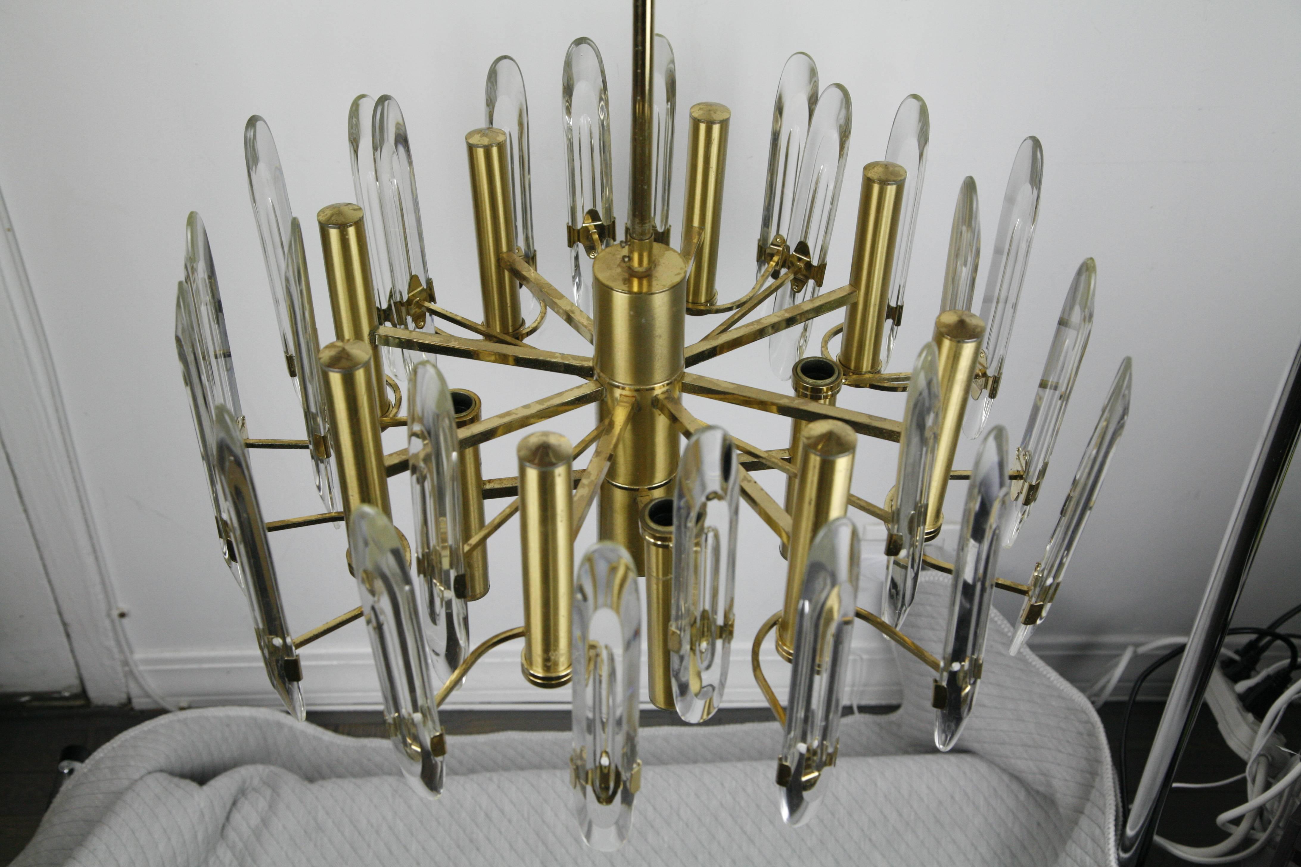 Gaetano Sciolari Brass Chandelier with Crystal Ornaments, 1960 Italy For Sale 8