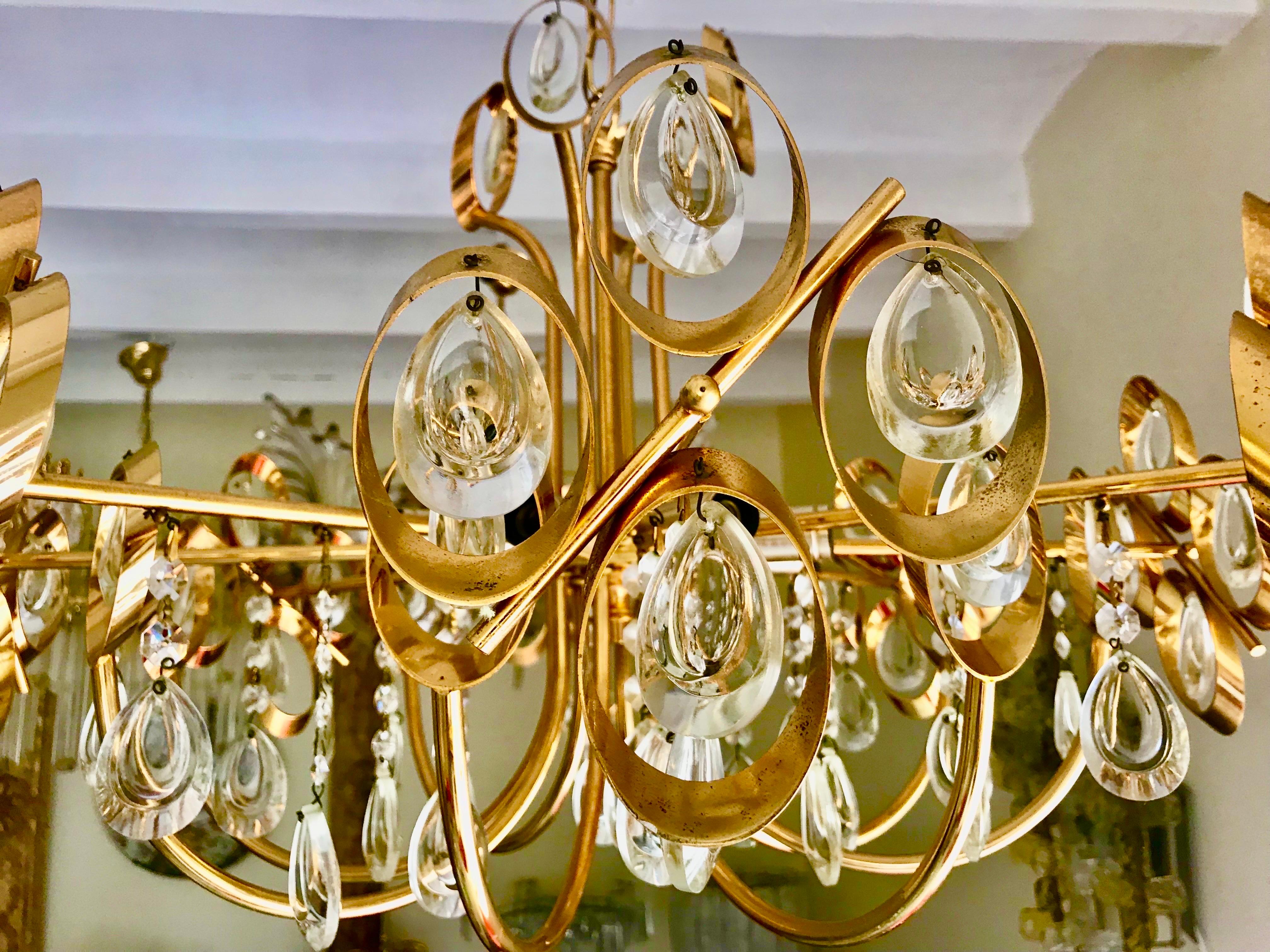 Gaetano Sciolari chandelier gilt gold structure period 1970s In Good Condition For Sale In DÉNIA, ES