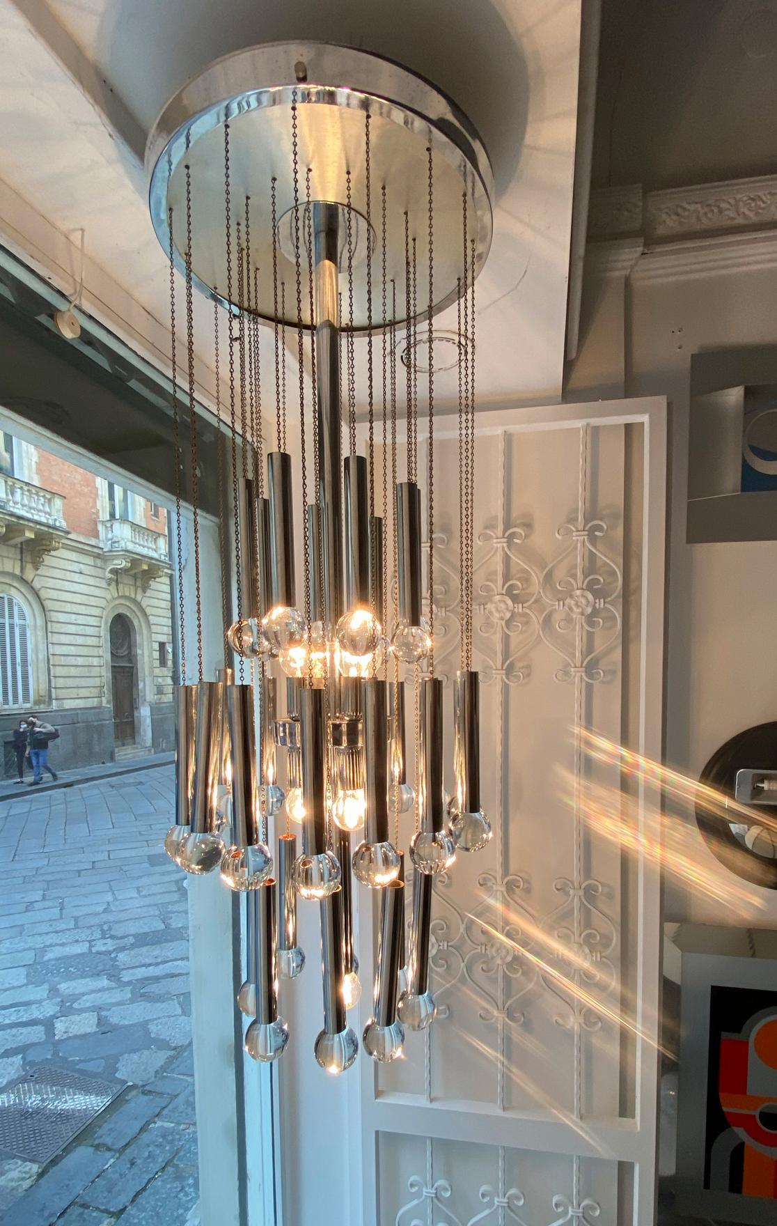 Gaetano Sciolari Chrome Glass Ball Chandelier In Good Condition In Naples, IT