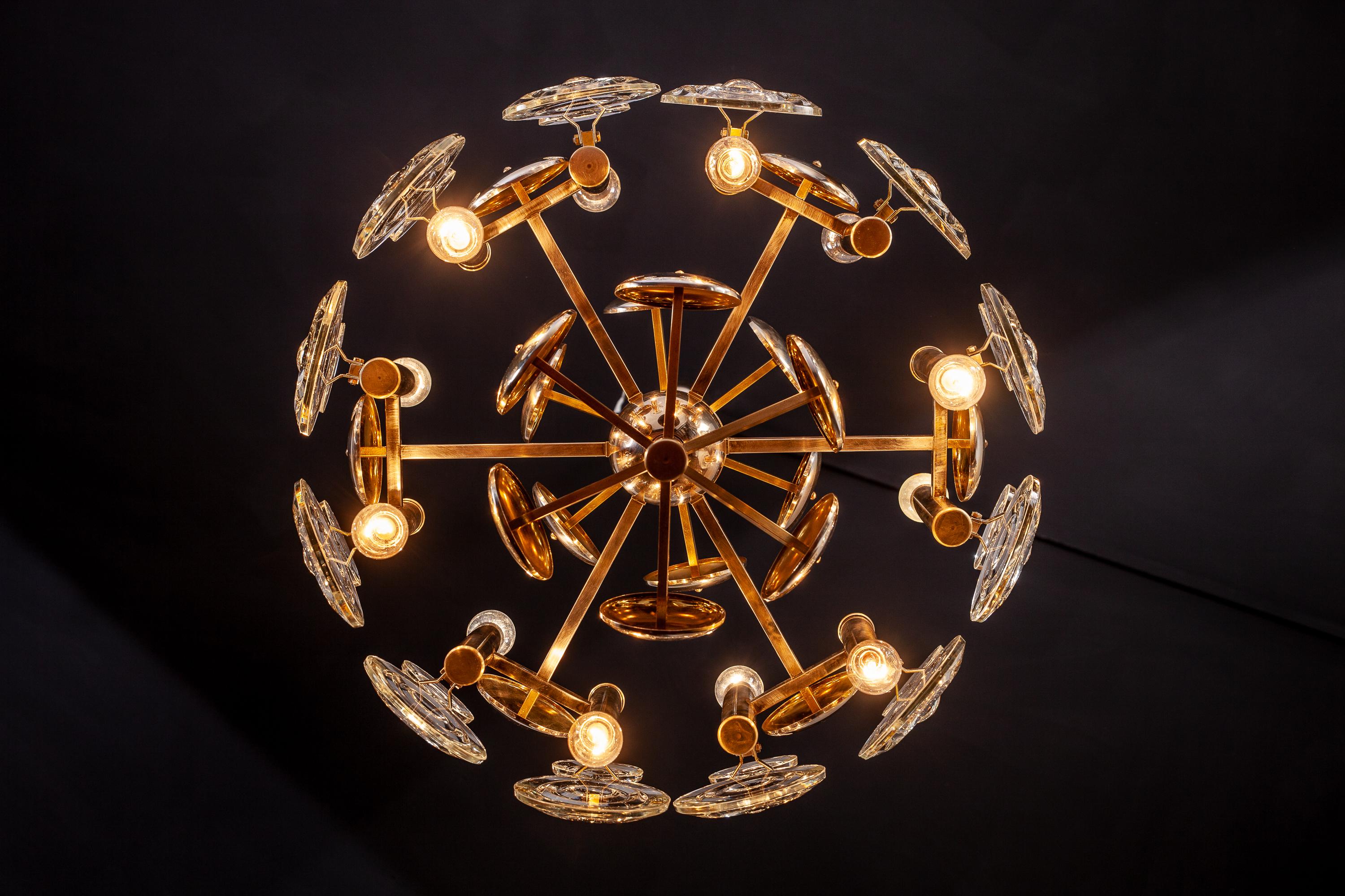 Gaetano Sciolari Fabulous Brass and Glass Lens Chandelier, Italy, 1960s For Sale 11