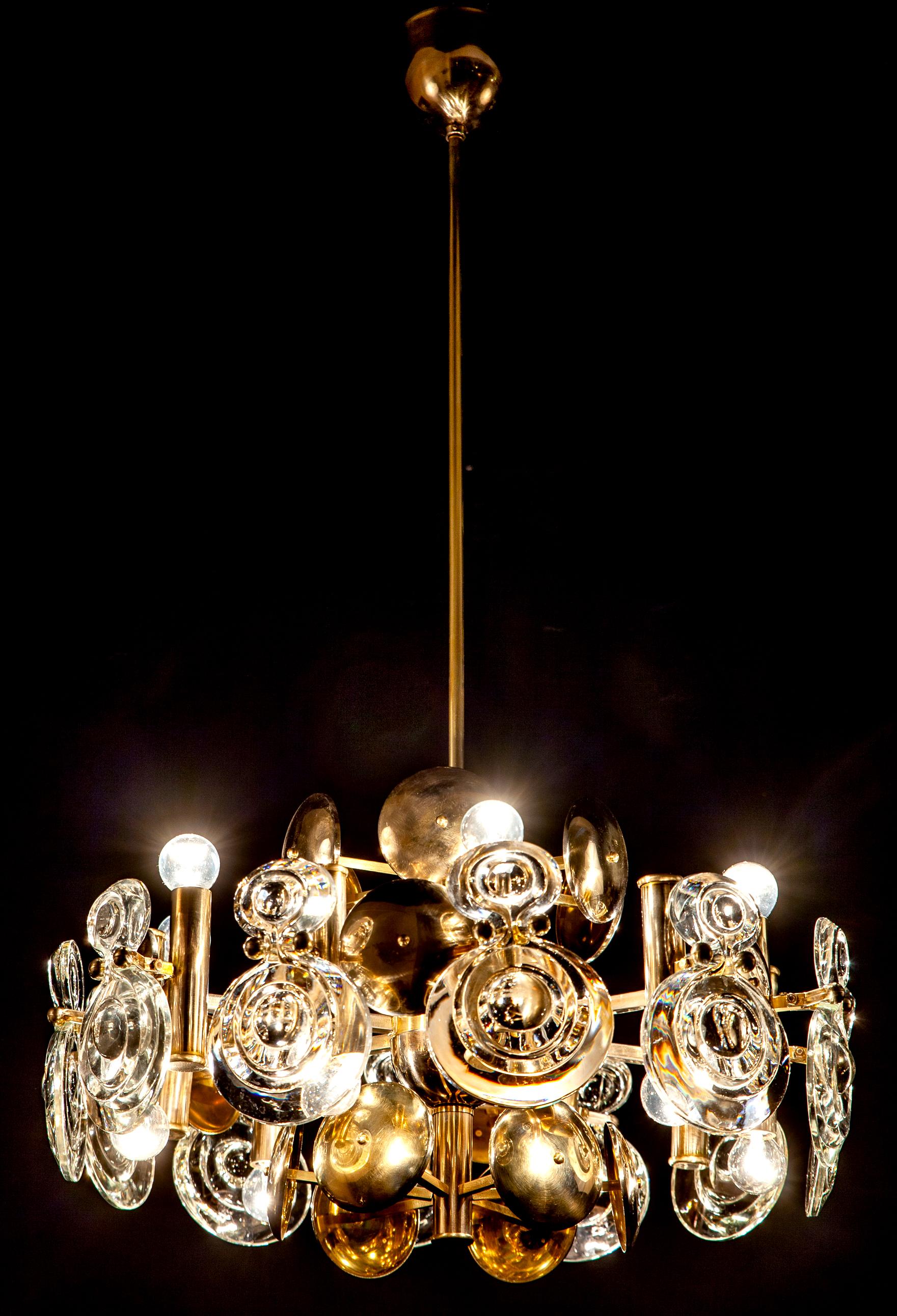 Gaetano Sciolari Fabulous Brass and Glass Lens Chandelier, Italy, 1960s For Sale 1