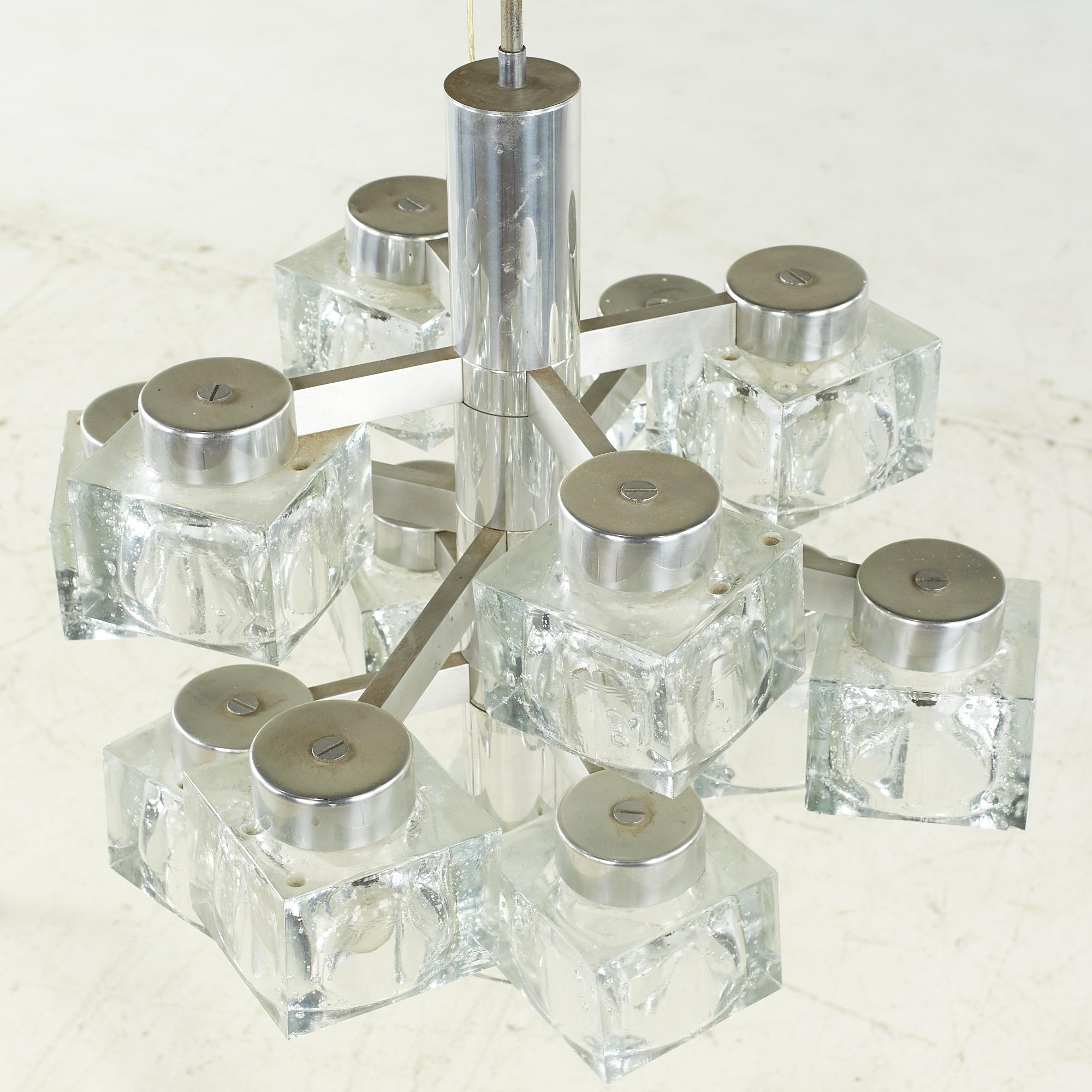 Fin du 20e siècle Lustre à cubes de glace en chrome et verre italien de Gaetano Sciolari pour Lightolier MCM en vente