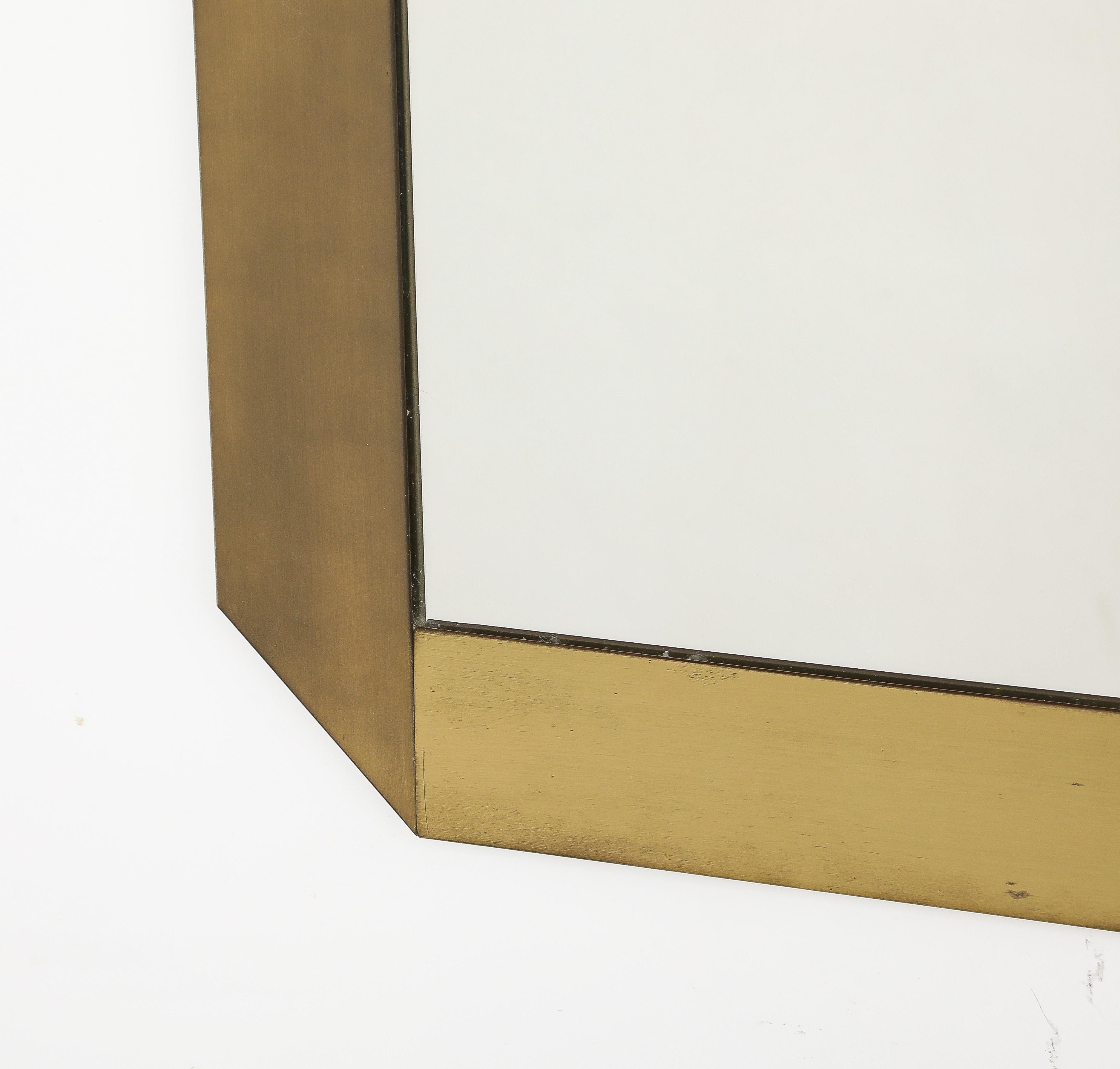 Gaetano Sciolari for Valenti Brushed Brass Wall Mirror, Italy, circa 1970 In Good Condition For Sale In New York, NY