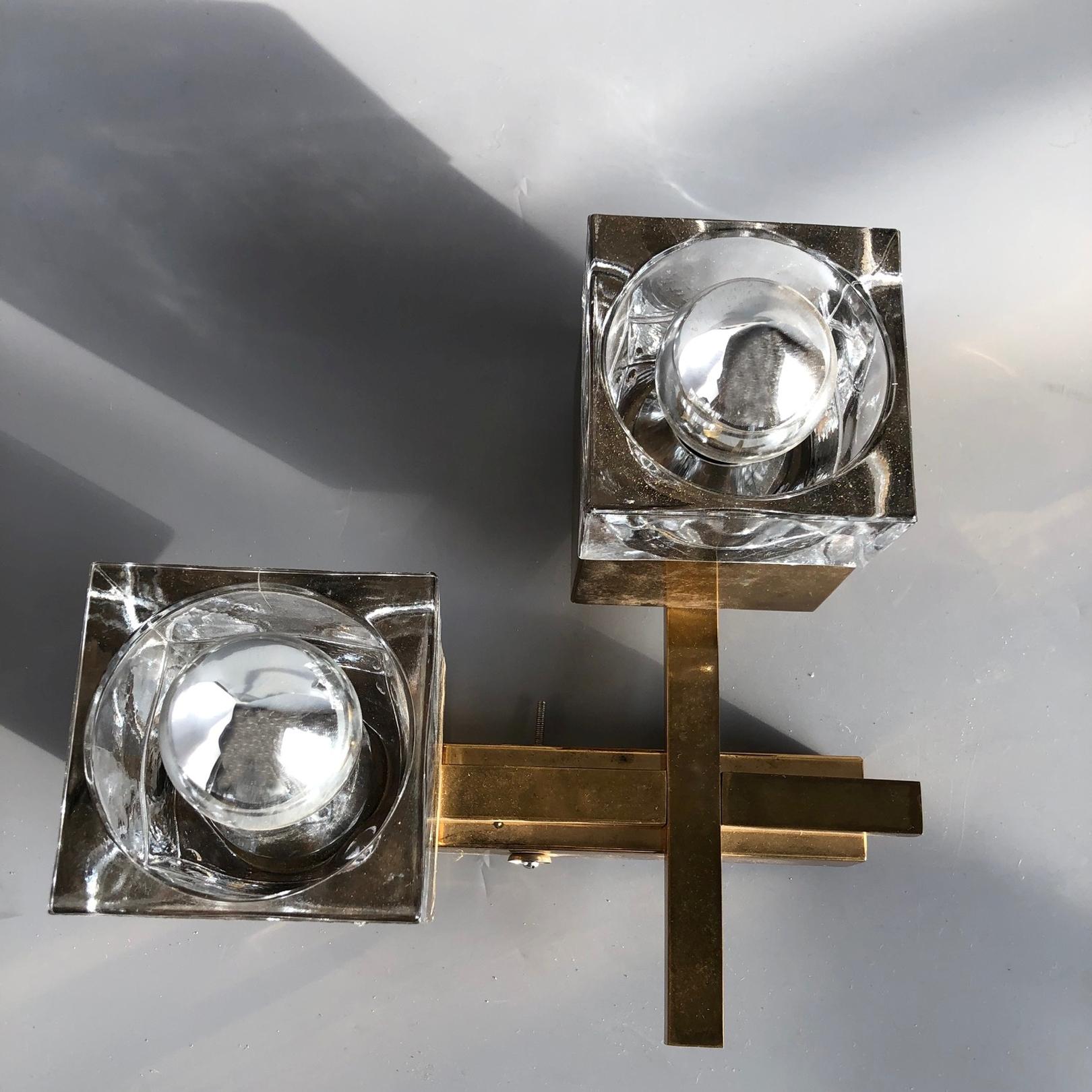 Gaetano Sciolari Gold Cubic Single Sconce In Good Condition For Sale In BUDAPEST, HU