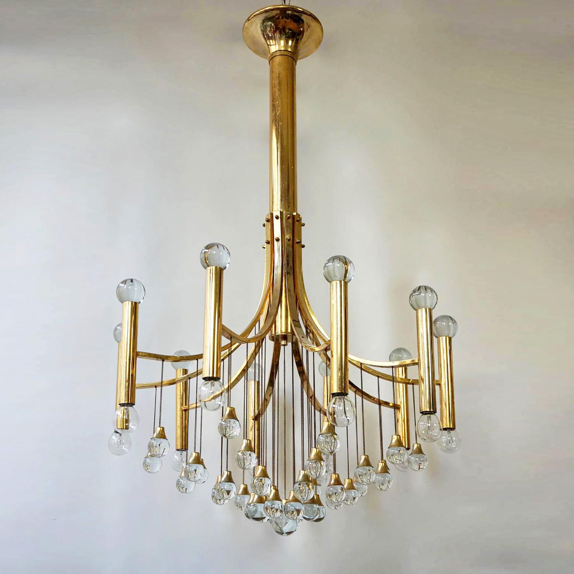 Mid-Century Modern Gaetano Sciolari Gold-Plated Chandelier with Crystal Spheres For Sale