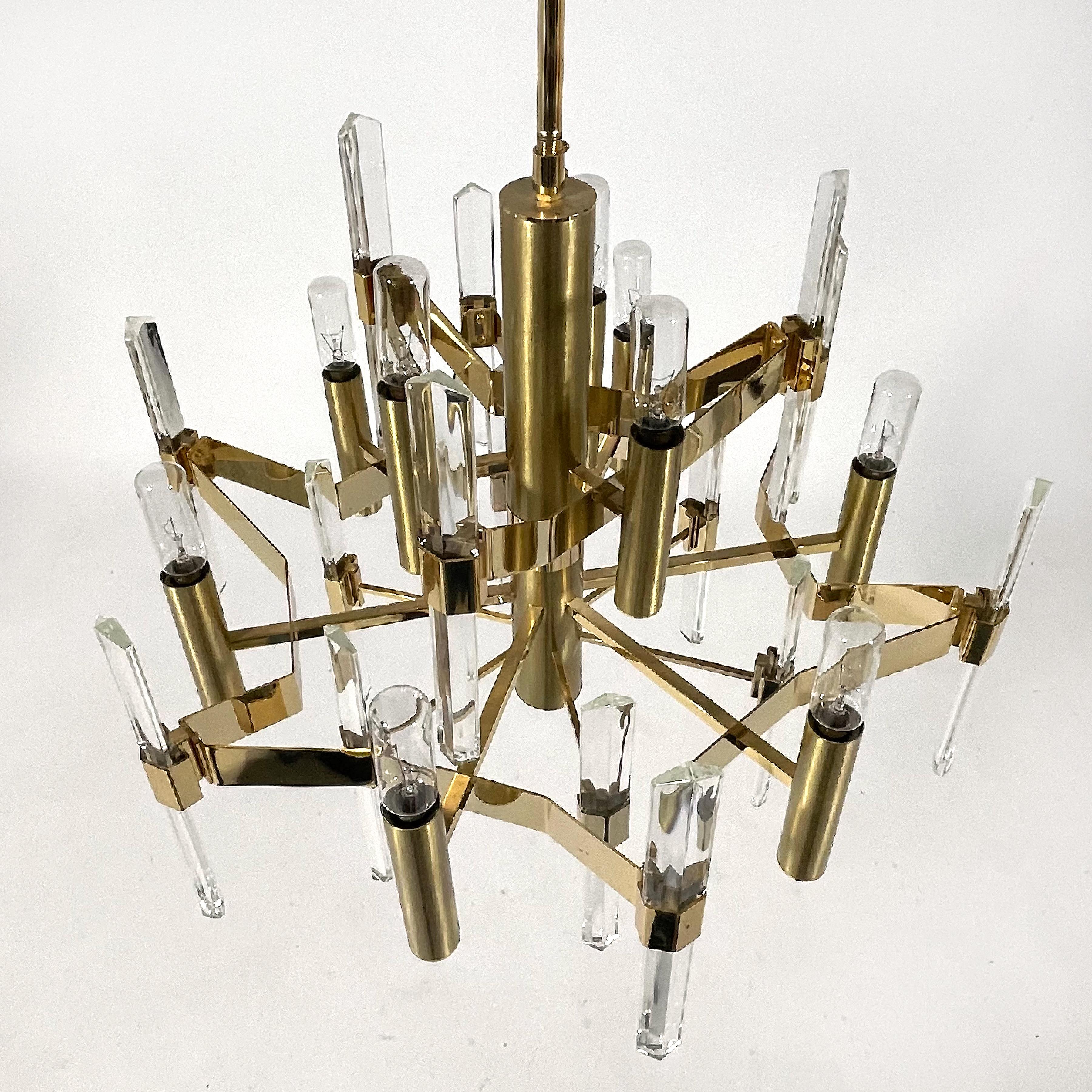 Aluminum Gaetano Sciolari Modernist Brass Chandelier with Crystal Blades For Sale