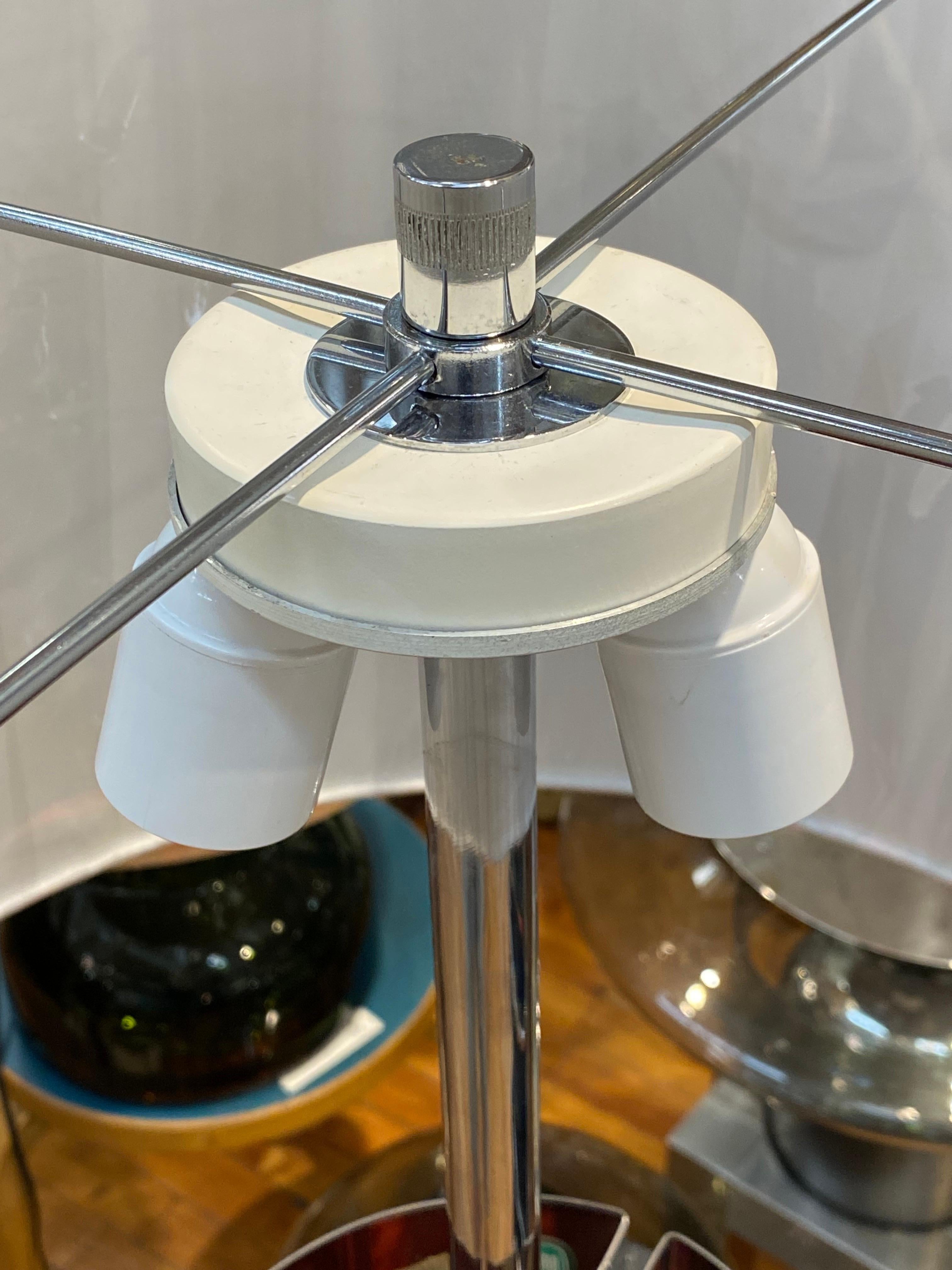 Gaetano Sciolari of italy Oversize 1970s Modern Column Table Lamp For Sale 6