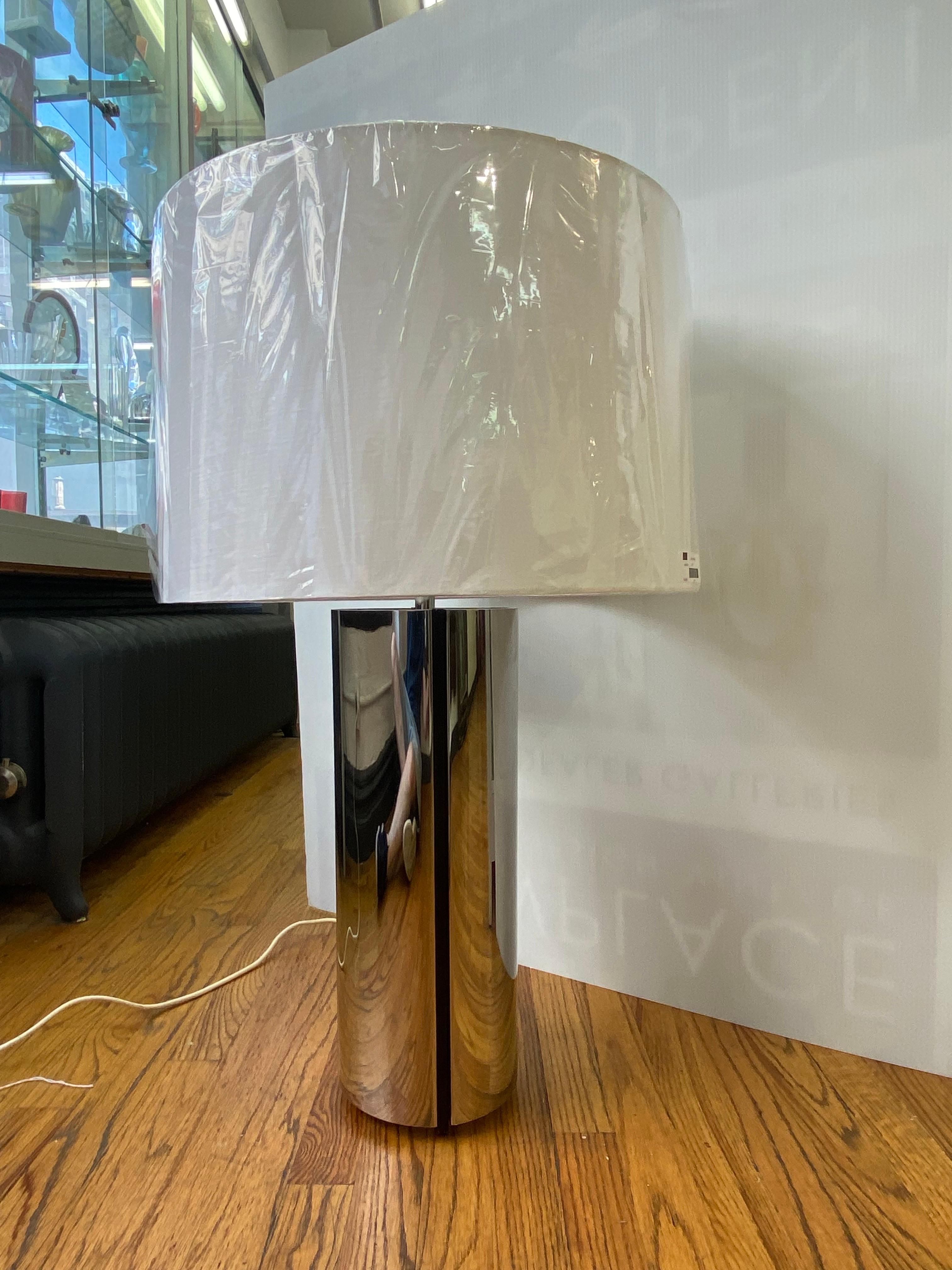 Gaetano Sciolari of italy Oversize 1970s Modern Column Table Lamp In Good Condition For Sale In Montclair, NY