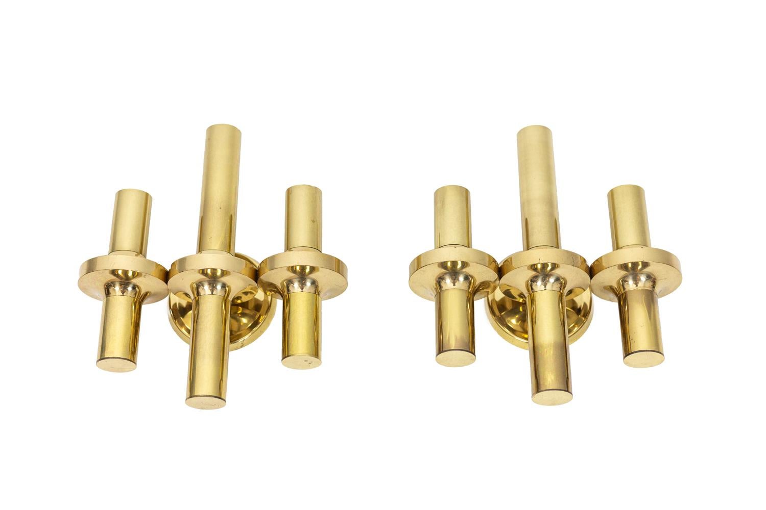 European Gaetano Sciolari, Pair of Wall Sconces in Gilt Brass, 1970s