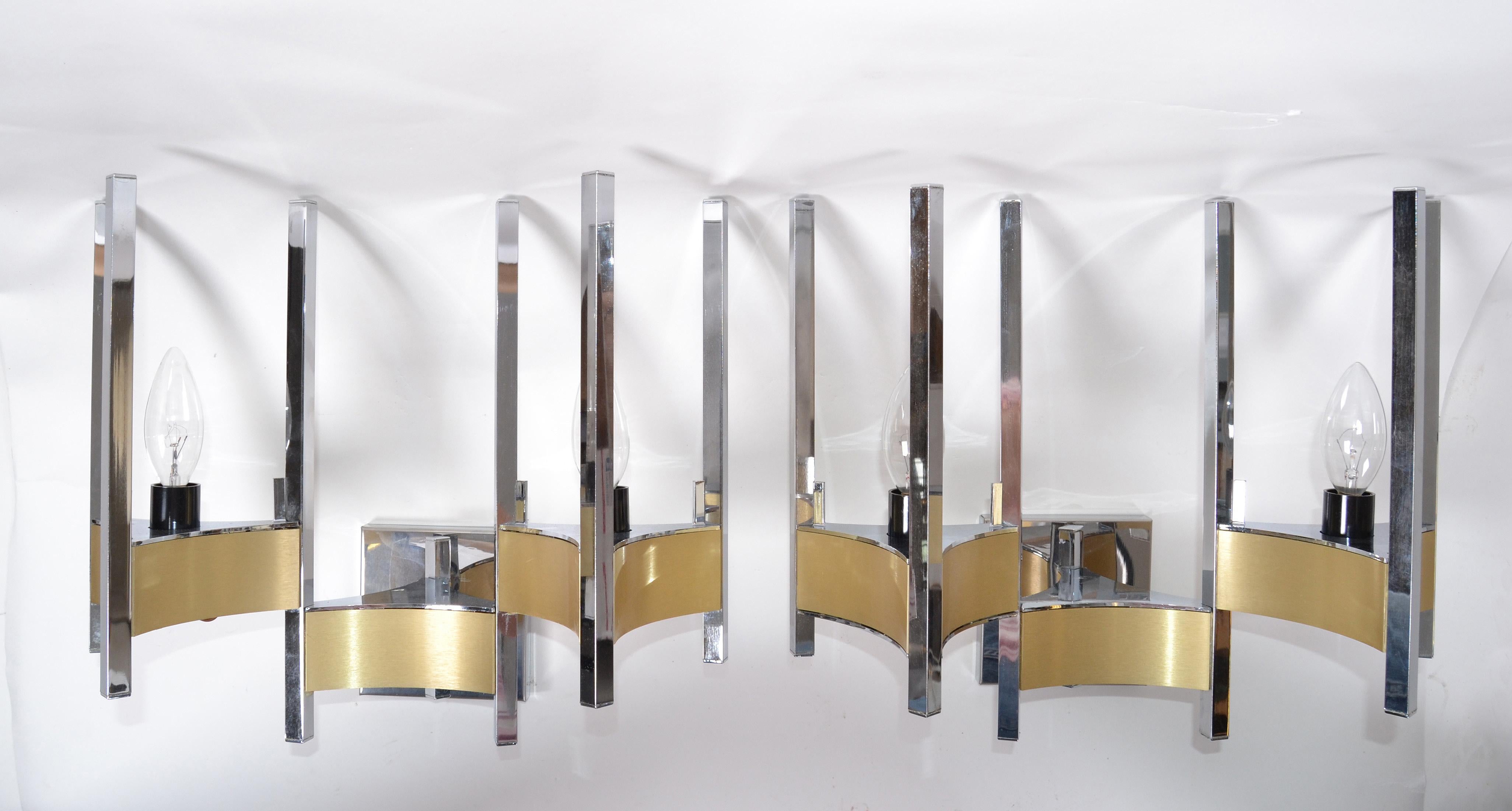 Gaetano Sciolari Two Lights Wall Sconces Brass and Chrome, Italy 1970s, Pair In Good Condition For Sale In Miami, FL