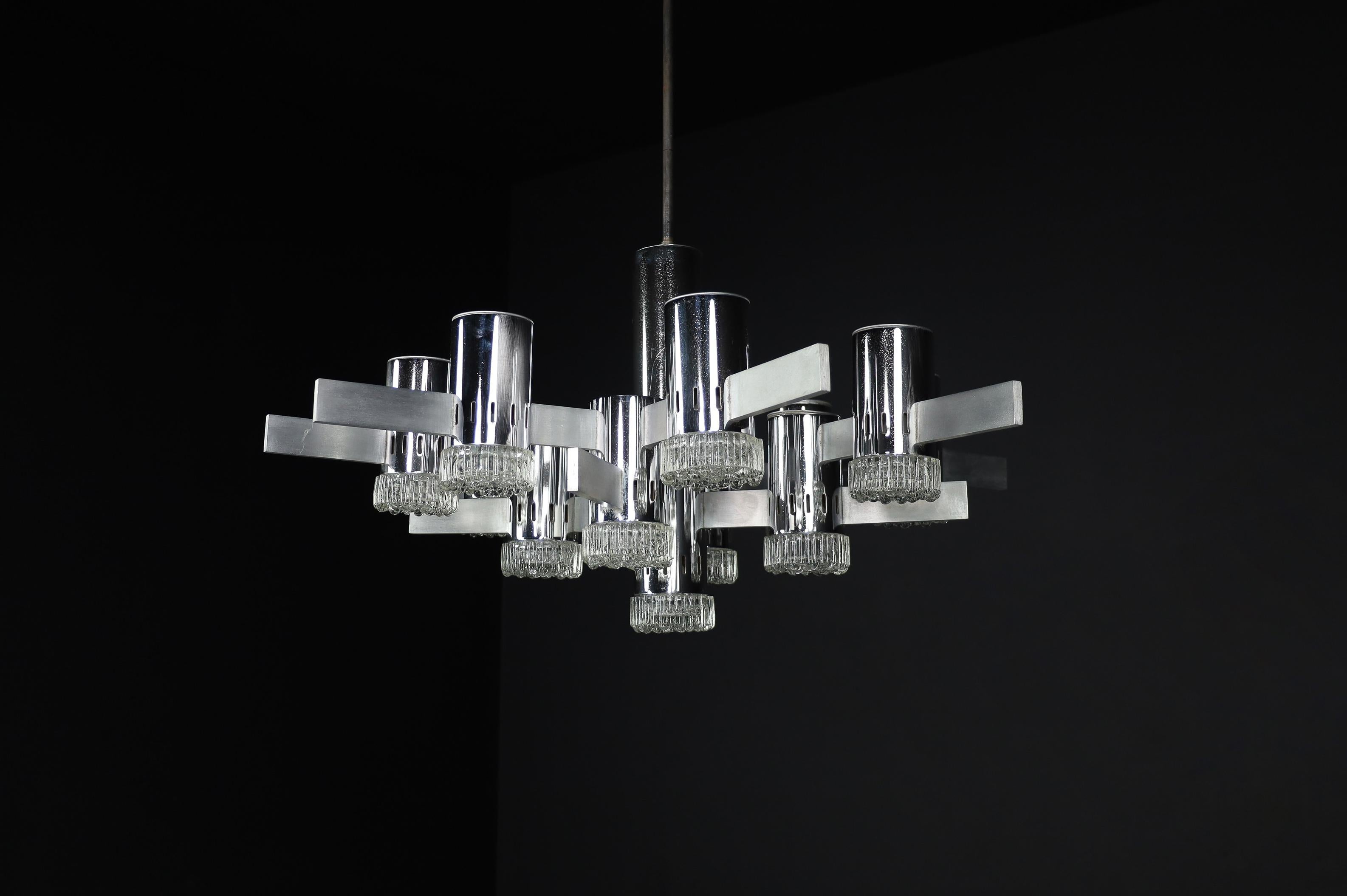 Gaetano Sciolari XXL Chandelier with chrome and aluminium fixture, Italy, 1970s For Sale 8