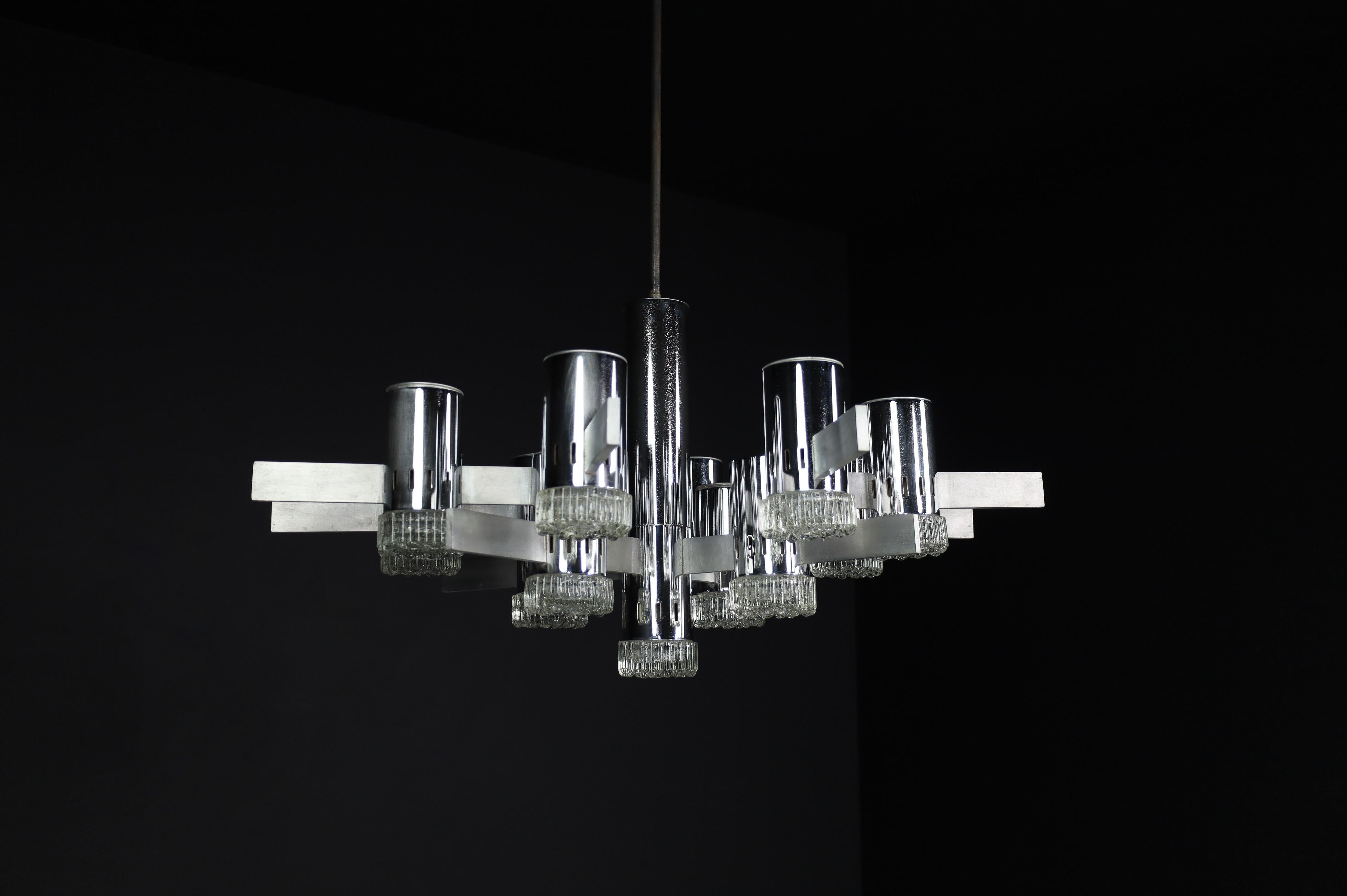 Gaetano Sciolari XXL Chandelier with chrome and aluminium fixture, Italy, 1970s For Sale 9