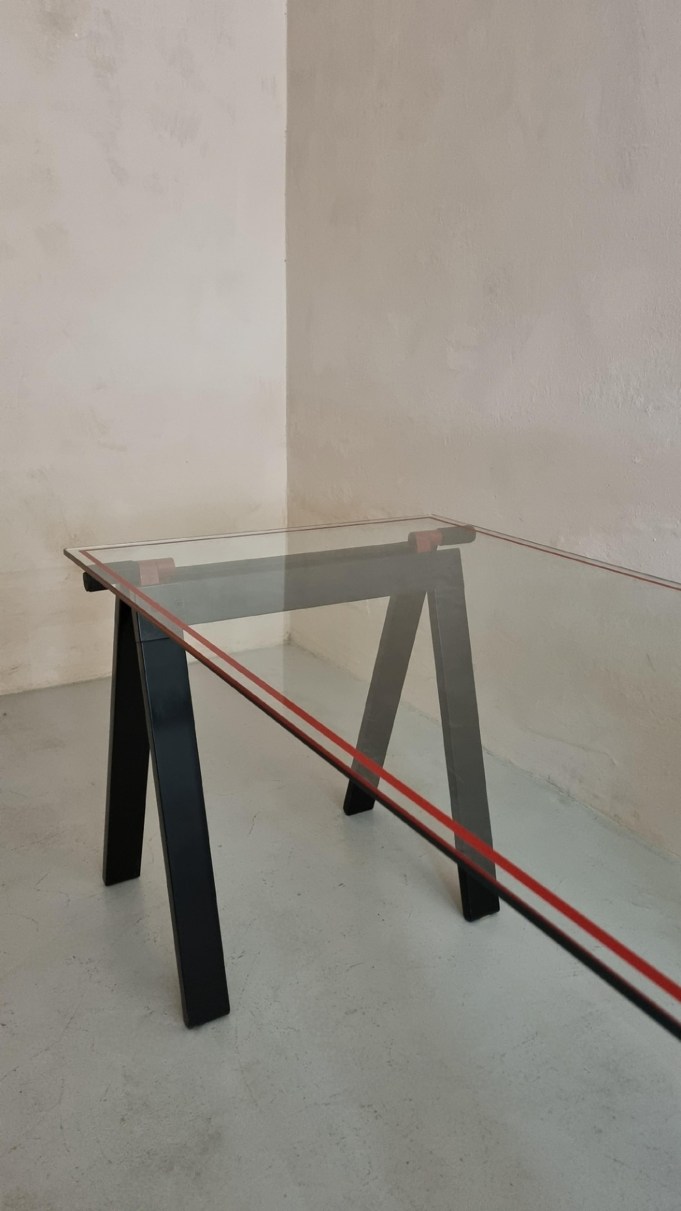 Mesa Gaetano diseñada por Gae Aulenti para Zanotta 1973 en venta 3