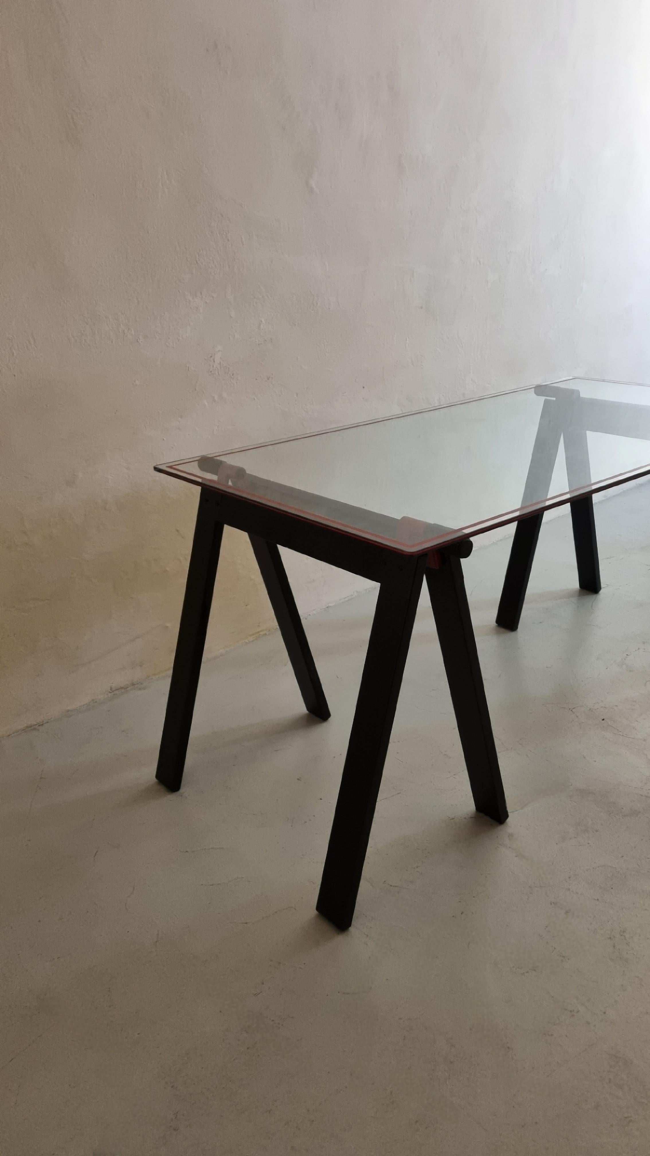 Mesa Gaetano diseñada por Gae Aulenti para Zanotta 1973 en Bueno estado para la venta en Arezzo, Italy