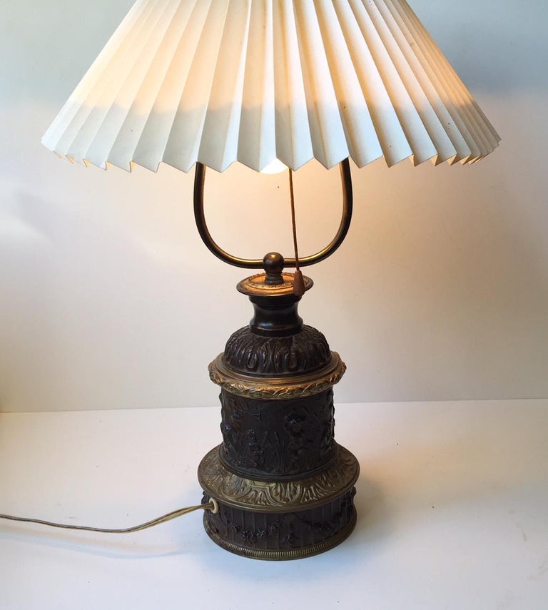 Gagneau of Paris, Antique French Table Lamp in Bronze, 19th Century For