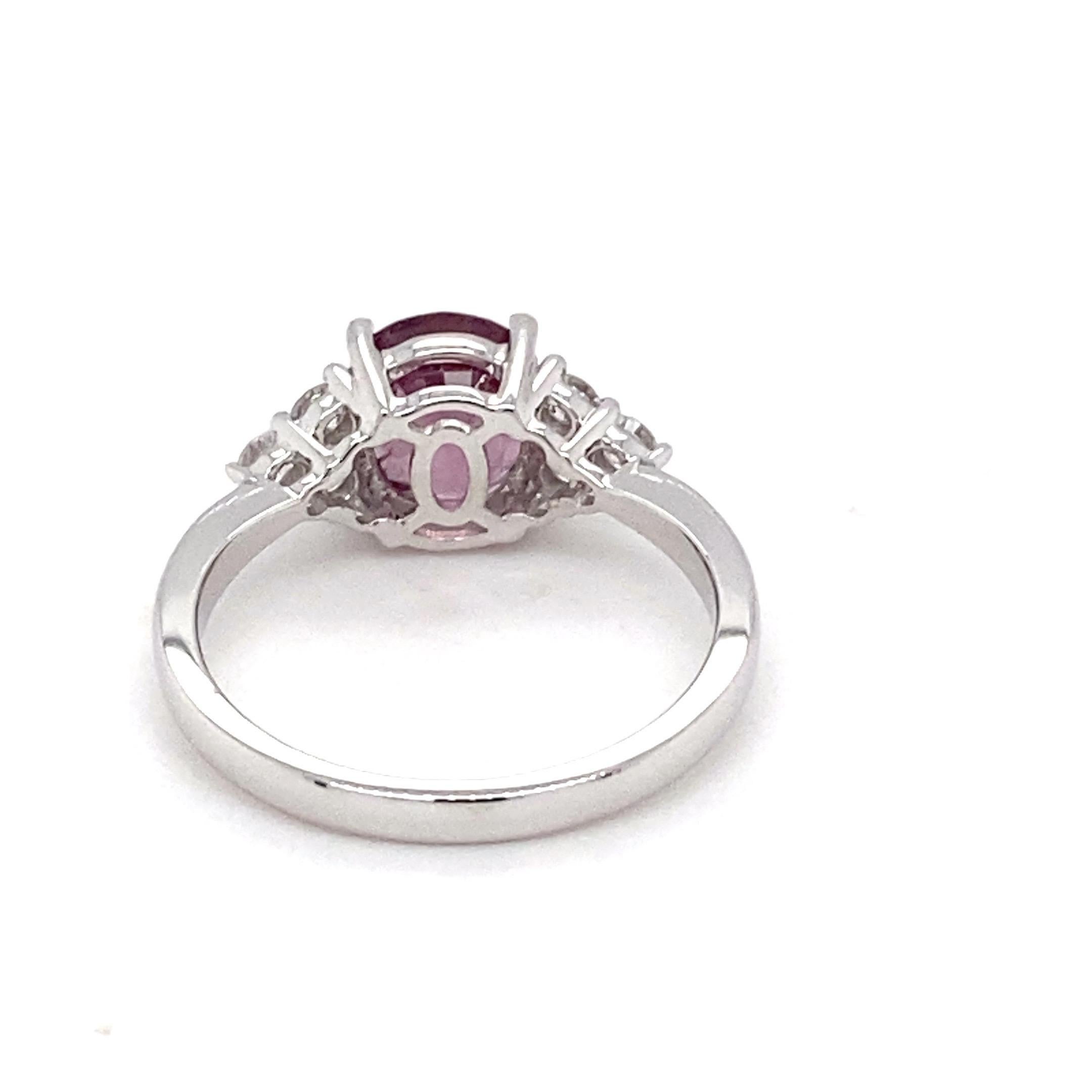 GAI Certified 2.4 Carat Purple Spinel Diamond White Gold Ring For Sale 4