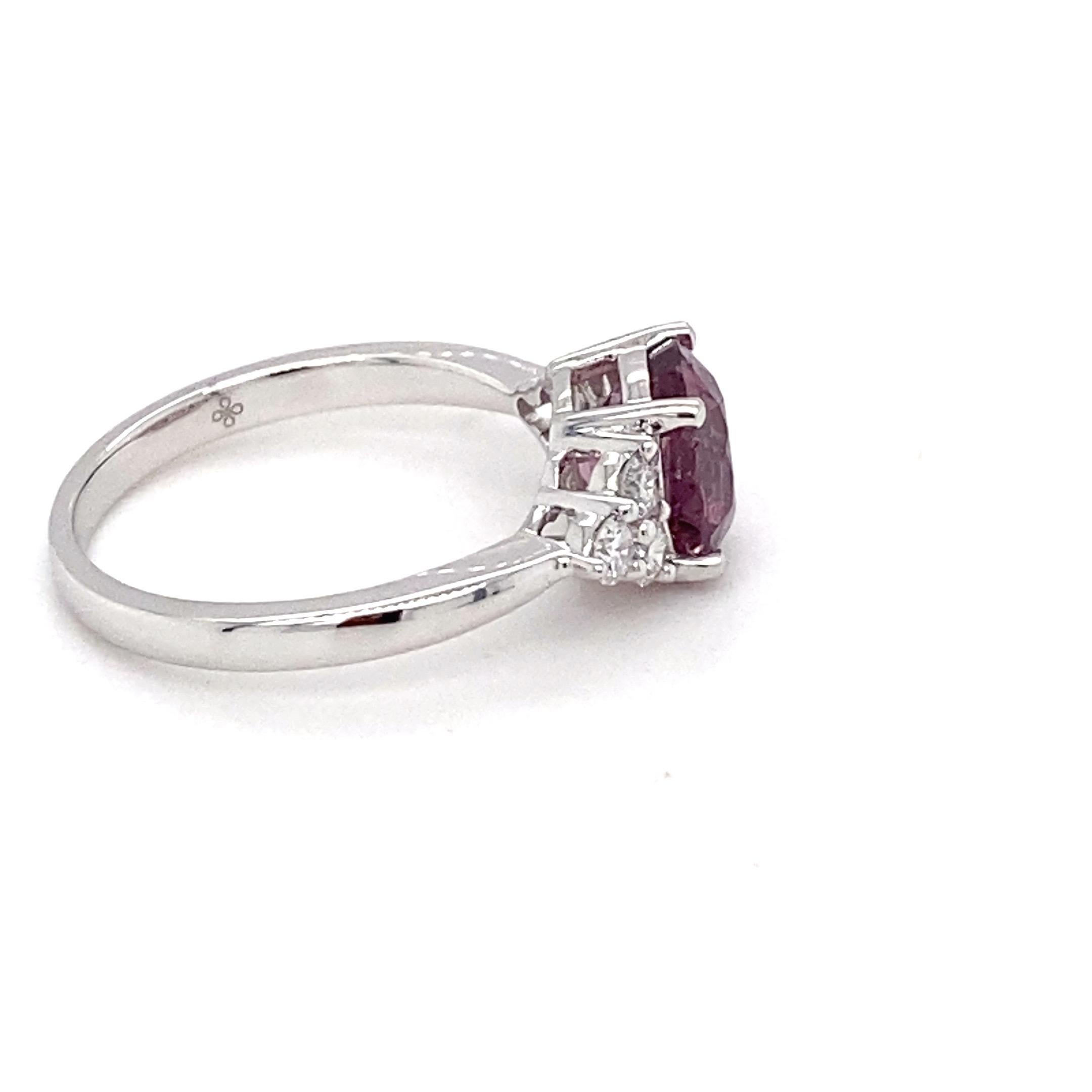 GAI Certified 2.4 Carat Purple Spinel Diamond White Gold Ring For Sale 1