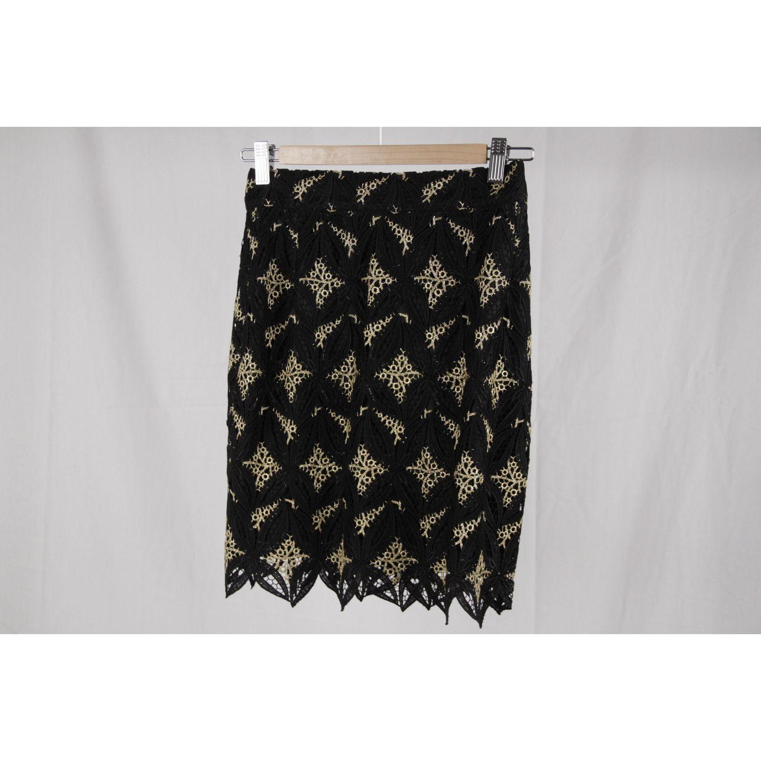 Gai Mattiolo Couture Vintage Black & Golden Macrame Skirt IT Size 42 In Excellent Condition In Rome, Rome