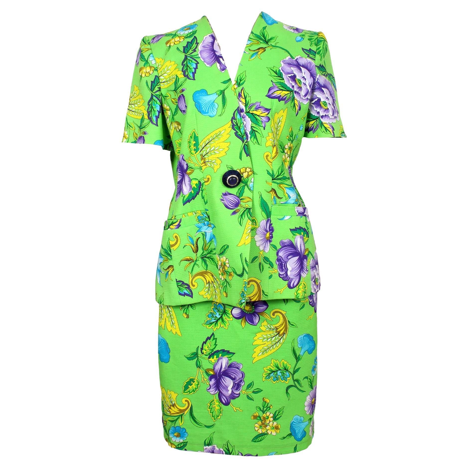 Gai Mattiolo Green Cotton Floral Cocktail Skirt Suit 90s en vente