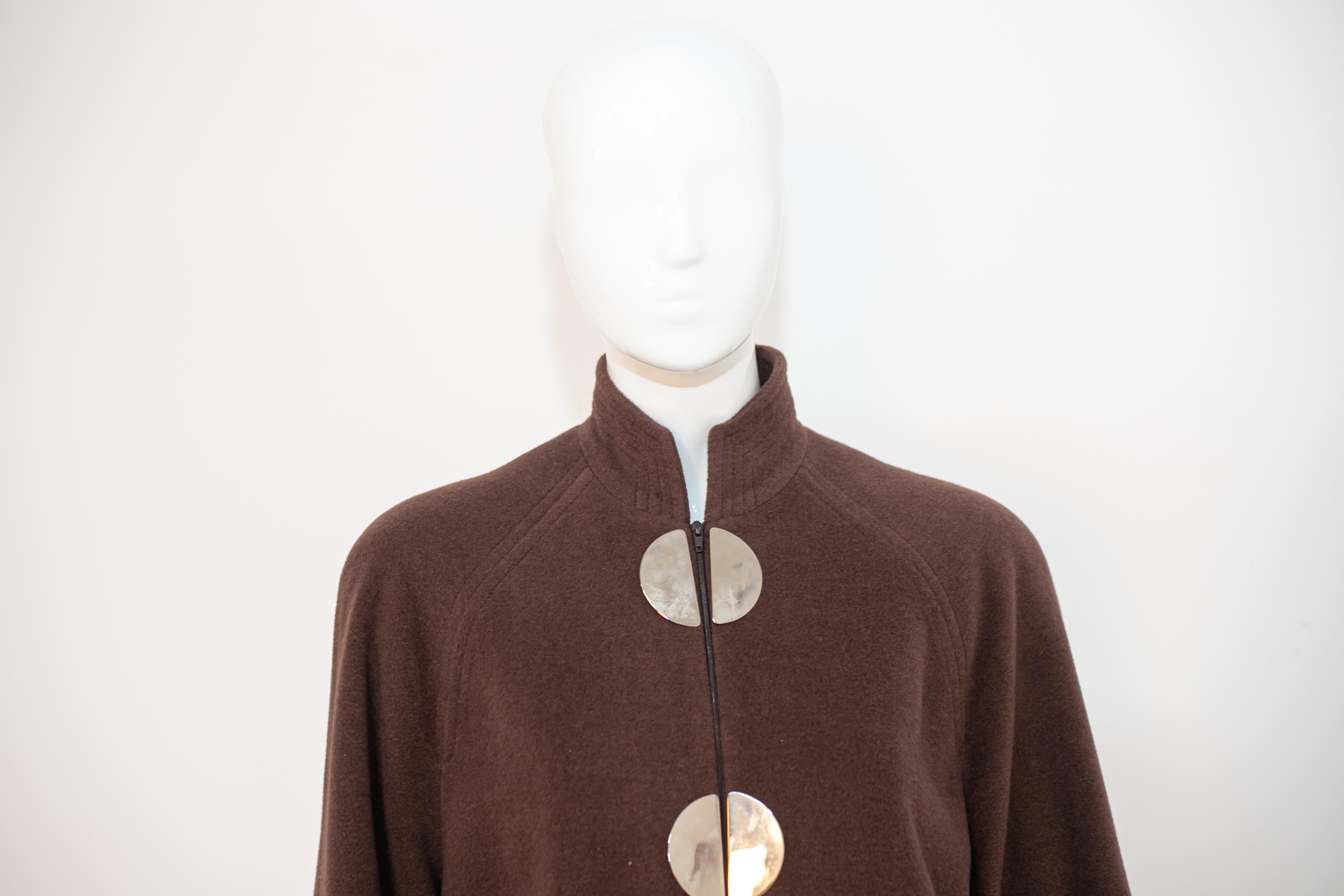 Gai Mattiolo Stylish Brown and Gold Wool Coat In Good Condition In Milano, IT