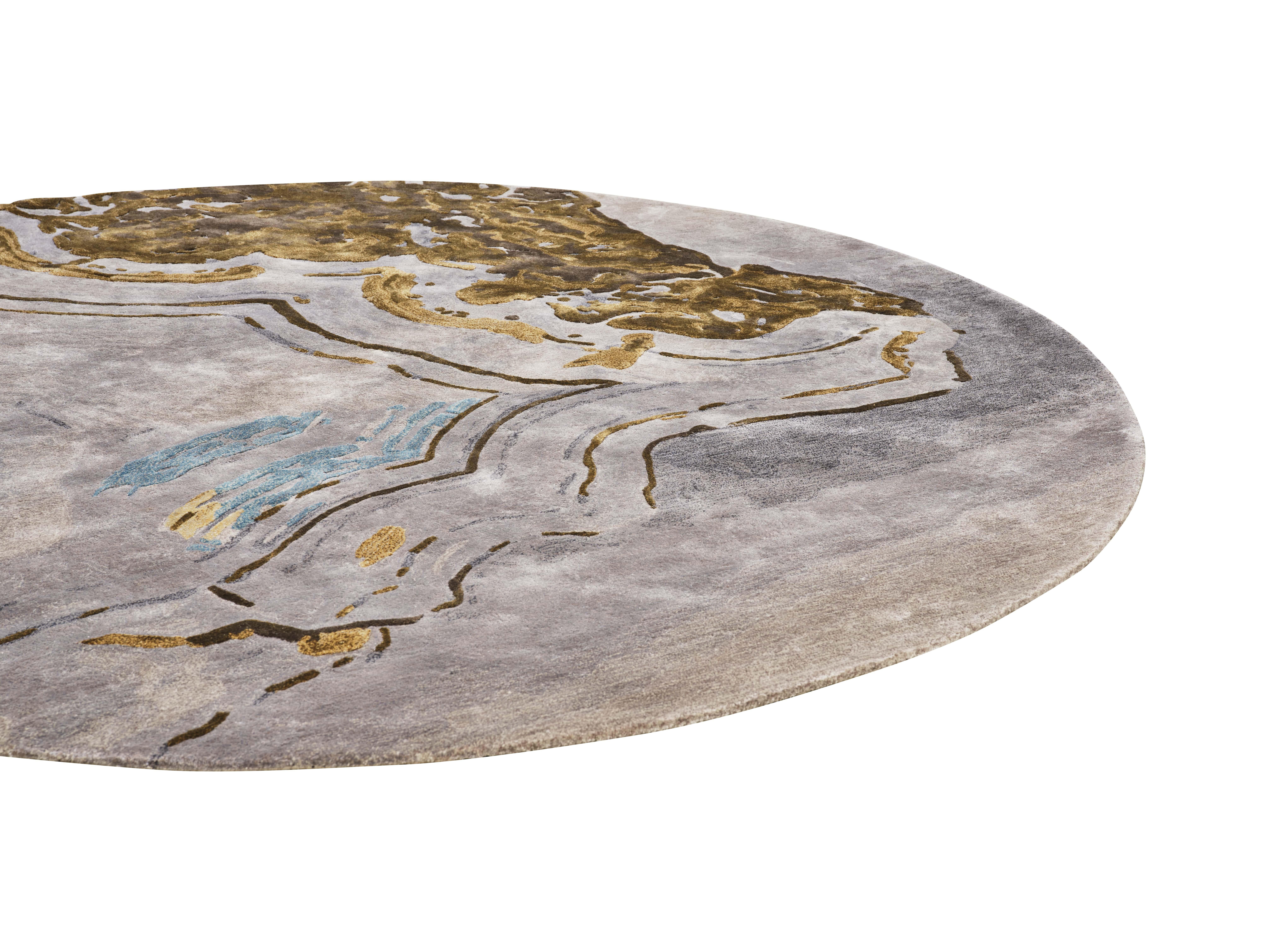 Indian GAIA Hand Tufted Modern Round Shaped Silk Rug in Gold Grey Colour by Hands For Sale