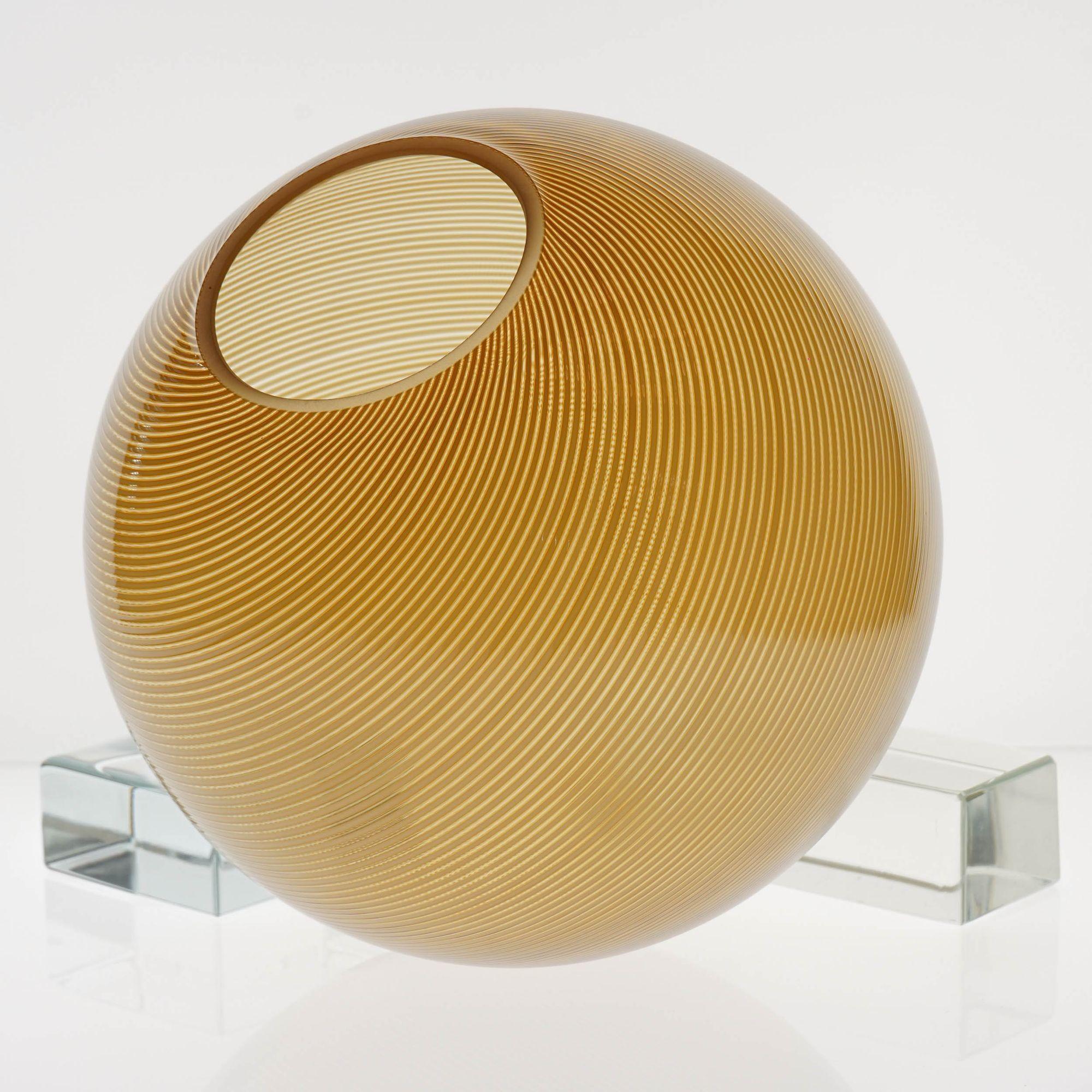 Gaia Trittico 3 Murano Amber MezzaFiligrana sphère en verre Silvio Piattelli Design en vente 9