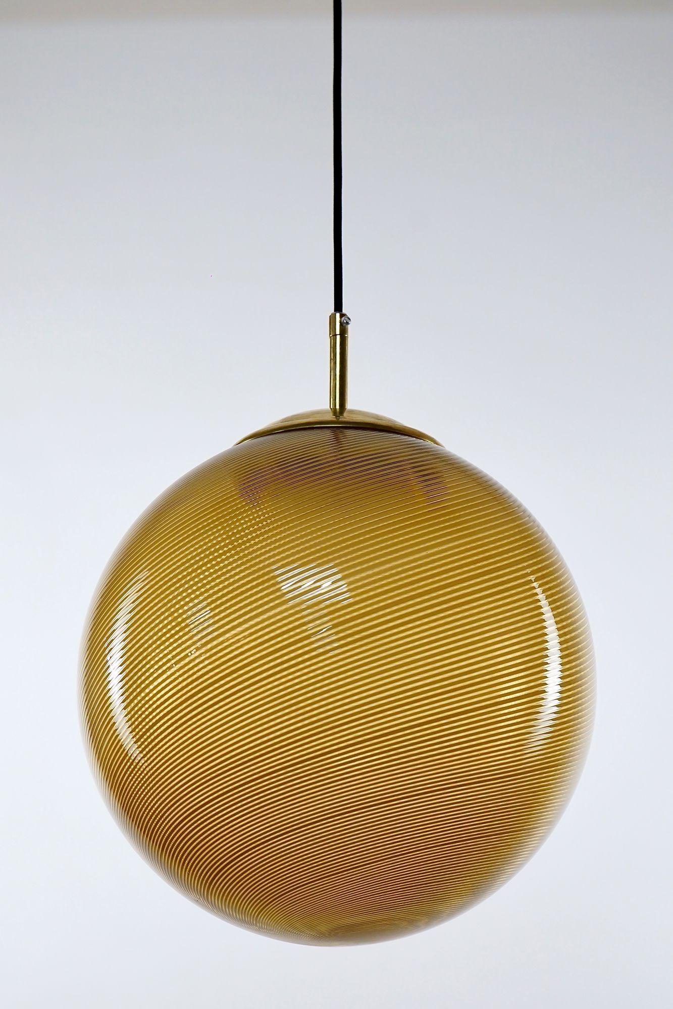 Gaia Trittico 3 Murano Amber MezzaFiligrana sphère en verre Silvio Piattelli Design en vente 10