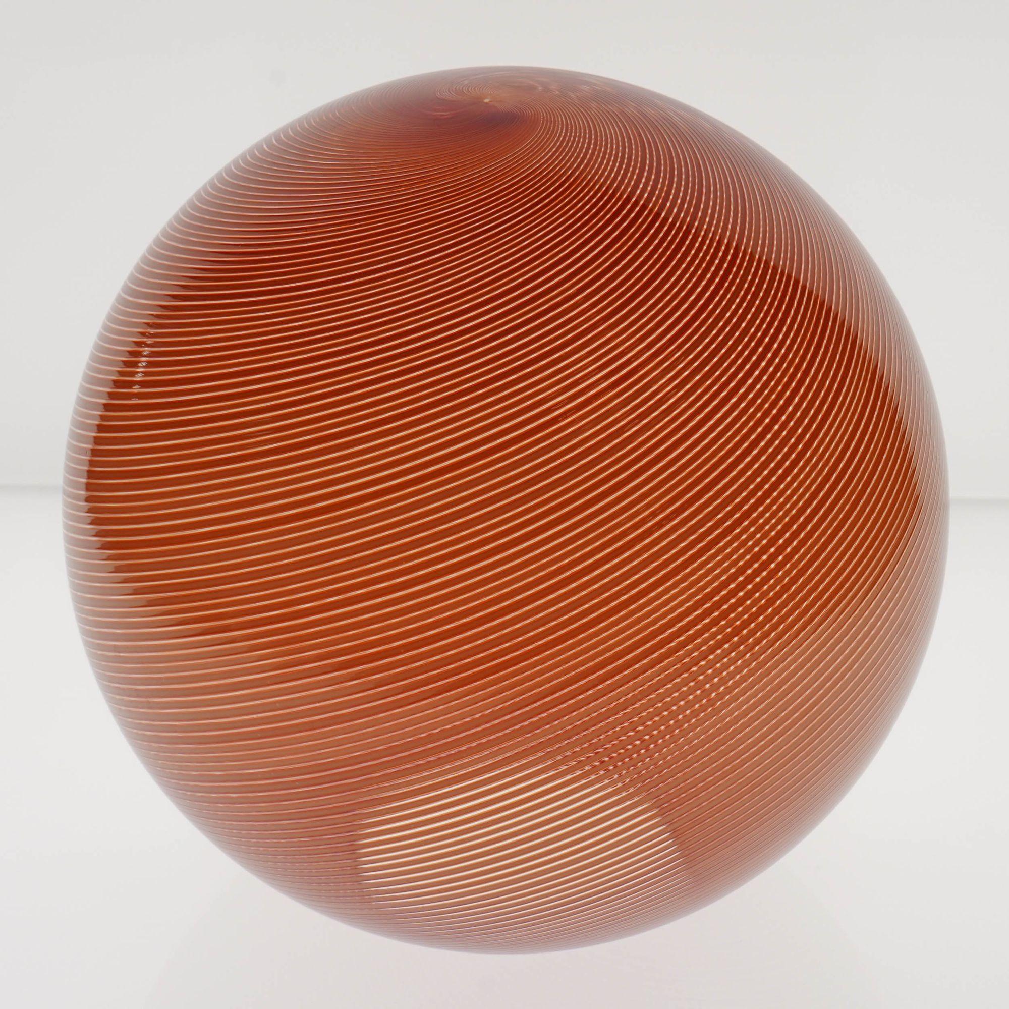 Gaia Trittico, 3 Murano Red Mezza Filigrana glass sphere Silvio Piattelli Design For Sale 3