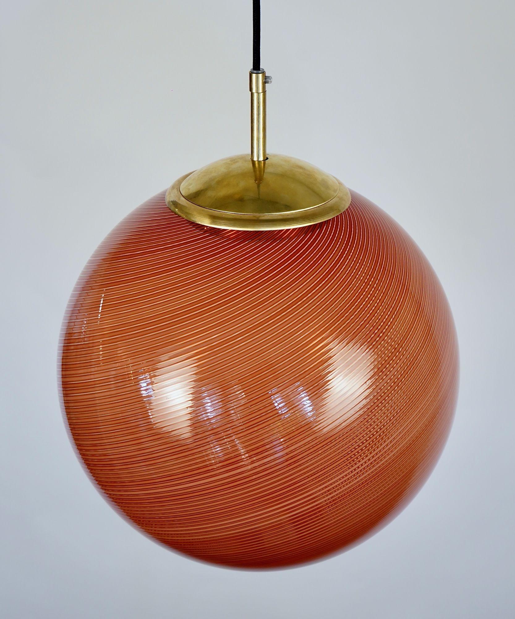 Gaia Trittico, 3 Murano Red Mezza Filigrana glass sphere Silvio Piattelli Design For Sale 9