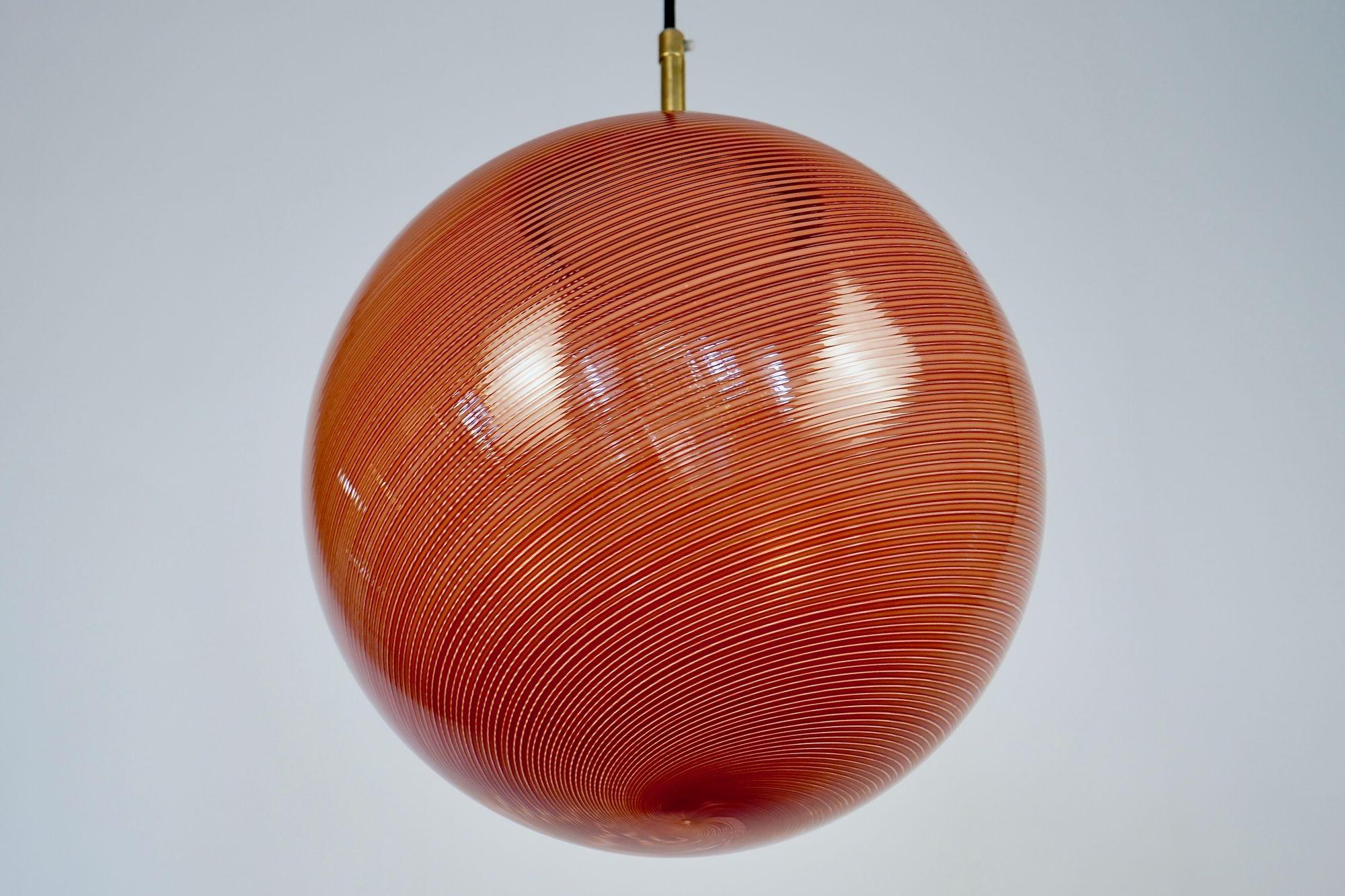 Gaia Trittico, 3 Murano Red Mezza Filigrana glass sphere Silvio Piattelli Design For Sale 12