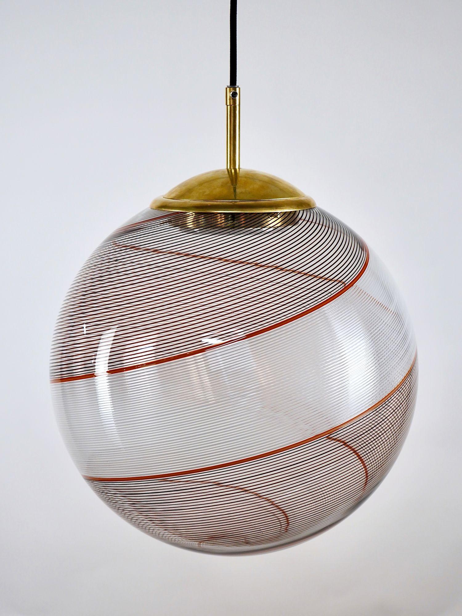 Gaia Trittico, 3 sphères en verre de Murano Filigrana blanc et noir, Piattelli Design en vente 12