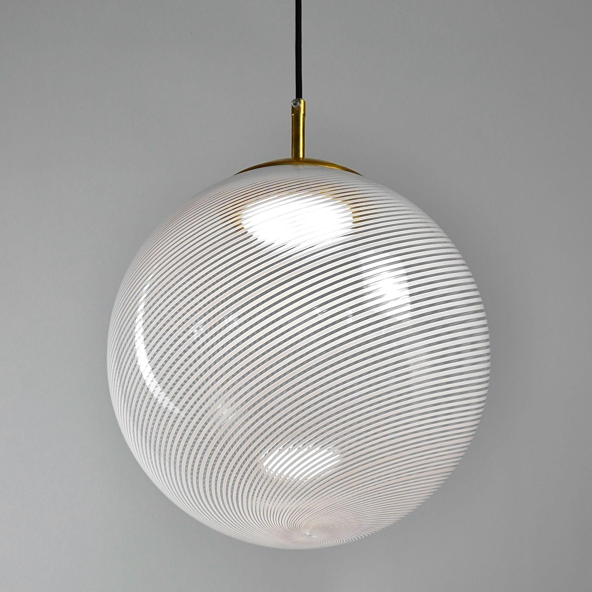 Gaia Trittico, 3 sphères en verre Murano White Mezza Filigrana, Piattelli Design en vente 5