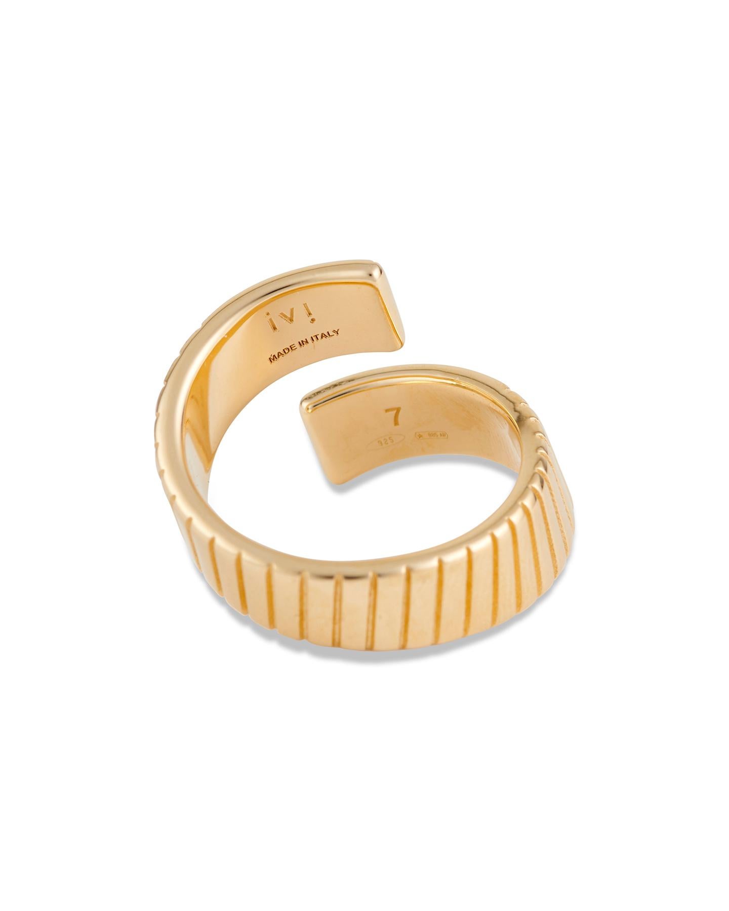 Square Cut Gold Twist Ring with Black & White Enamel - Size 7 For Sale