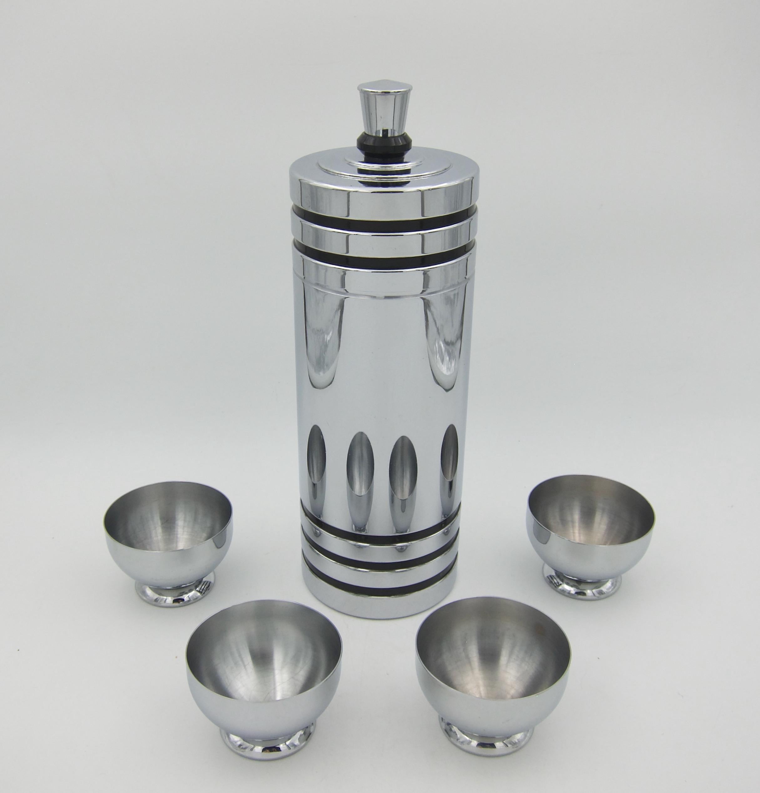Howard Reichenbach for Chase Art Deco Cocktail Shaker and Cup Gaiety Set 10