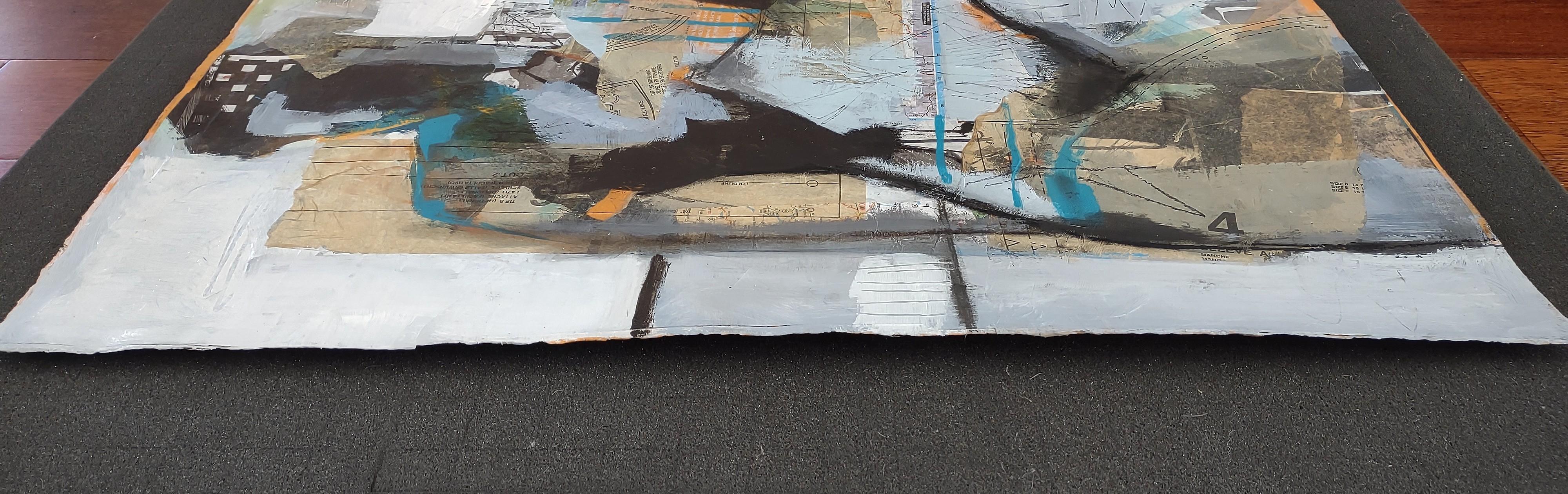 Collage abstrait Figure #1, Peinture abstraite - Abstrait Mixed Media Art par Gail Ragains