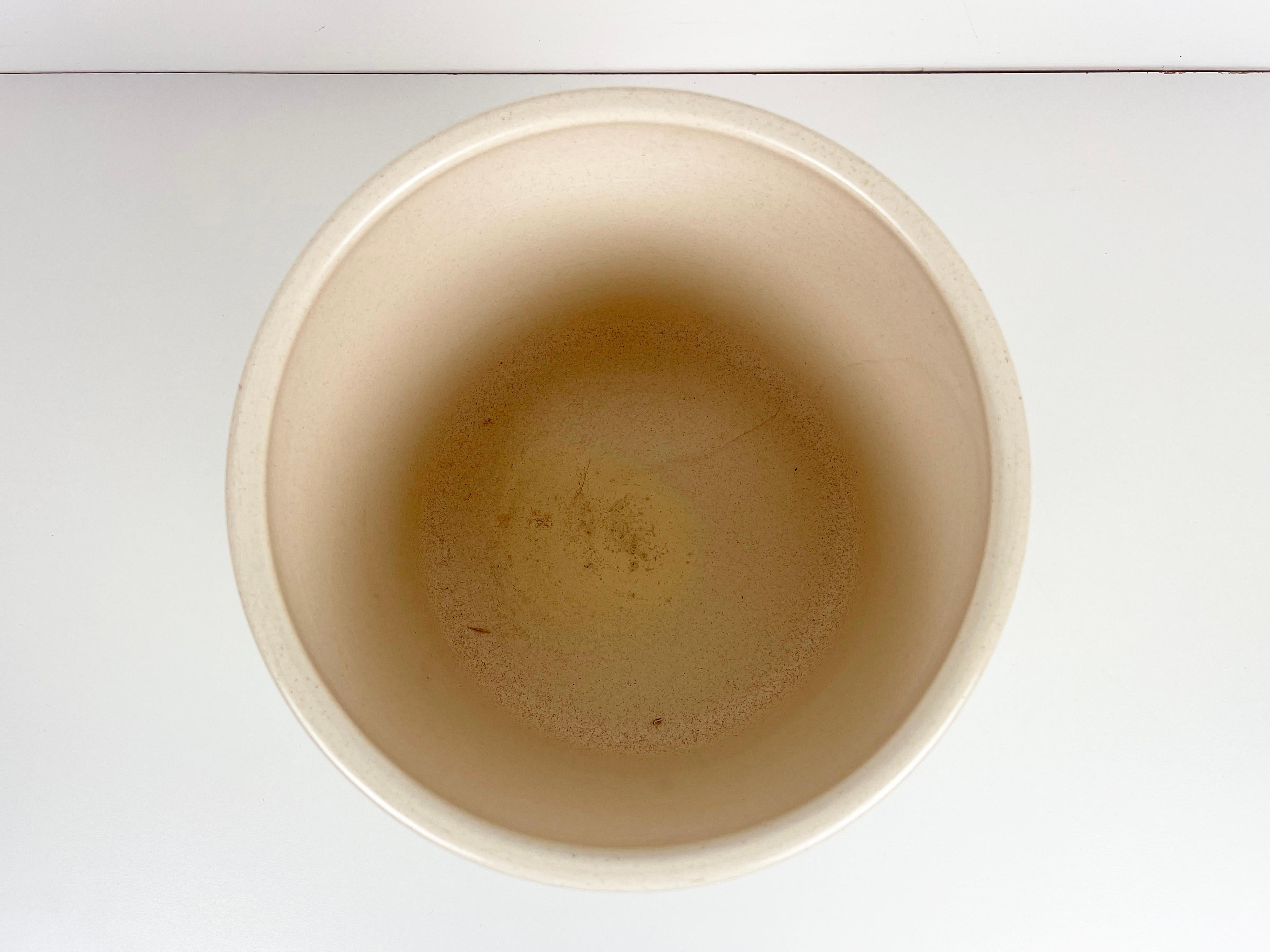 Mid-Century Modern Gainey Ceramics AC-10 Speckled Beige Matte Glaze Planter