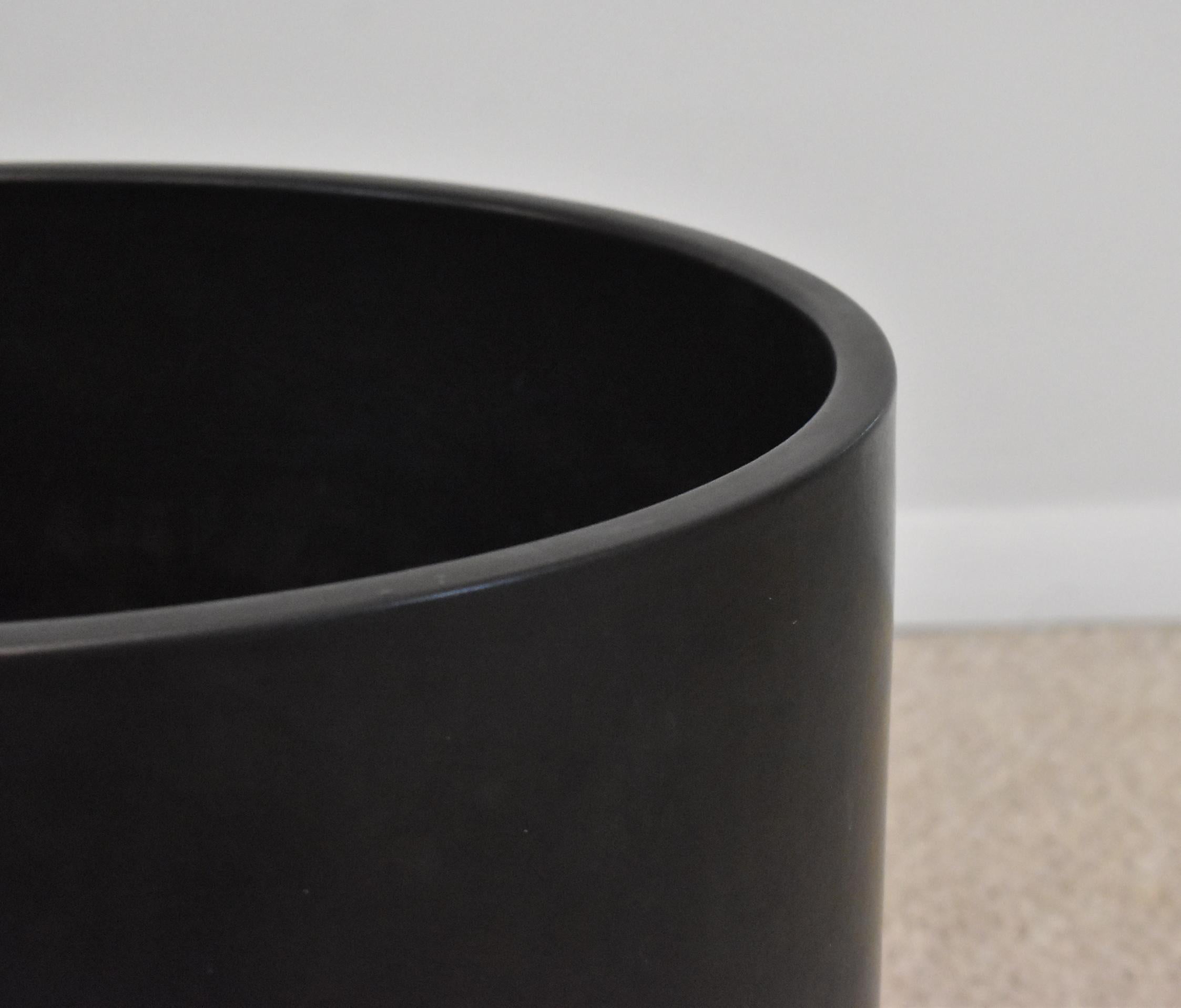 American Gainey Pottery, USA Mid-Century Modern Black Matte Planter 19