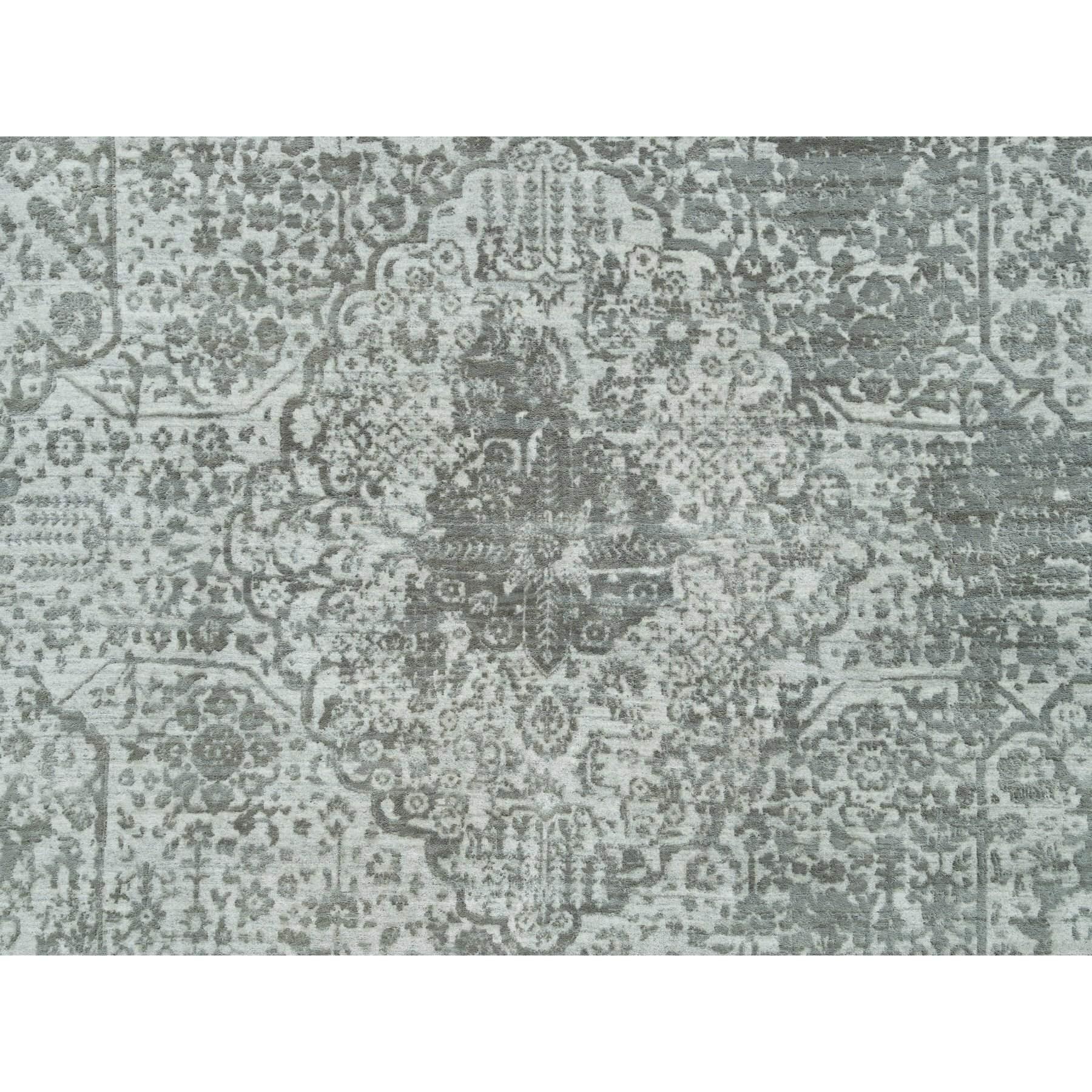 Tappeto orientale Gainsboro in lana e seta annodato a mano dal design persiano 8'11