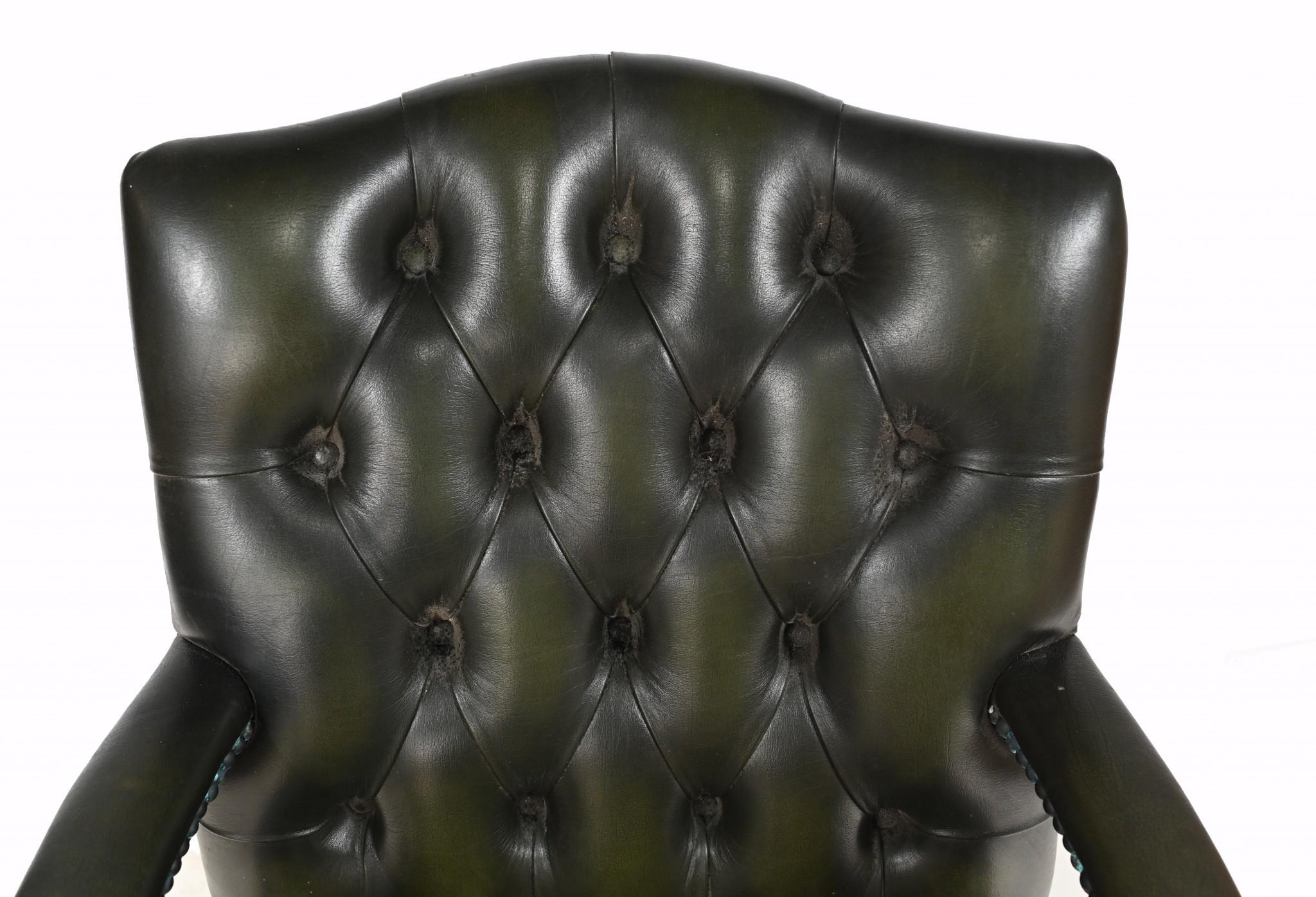 Gainsborough Arm Chair - Deep Button Leather Desk Seat Office For Sale 3