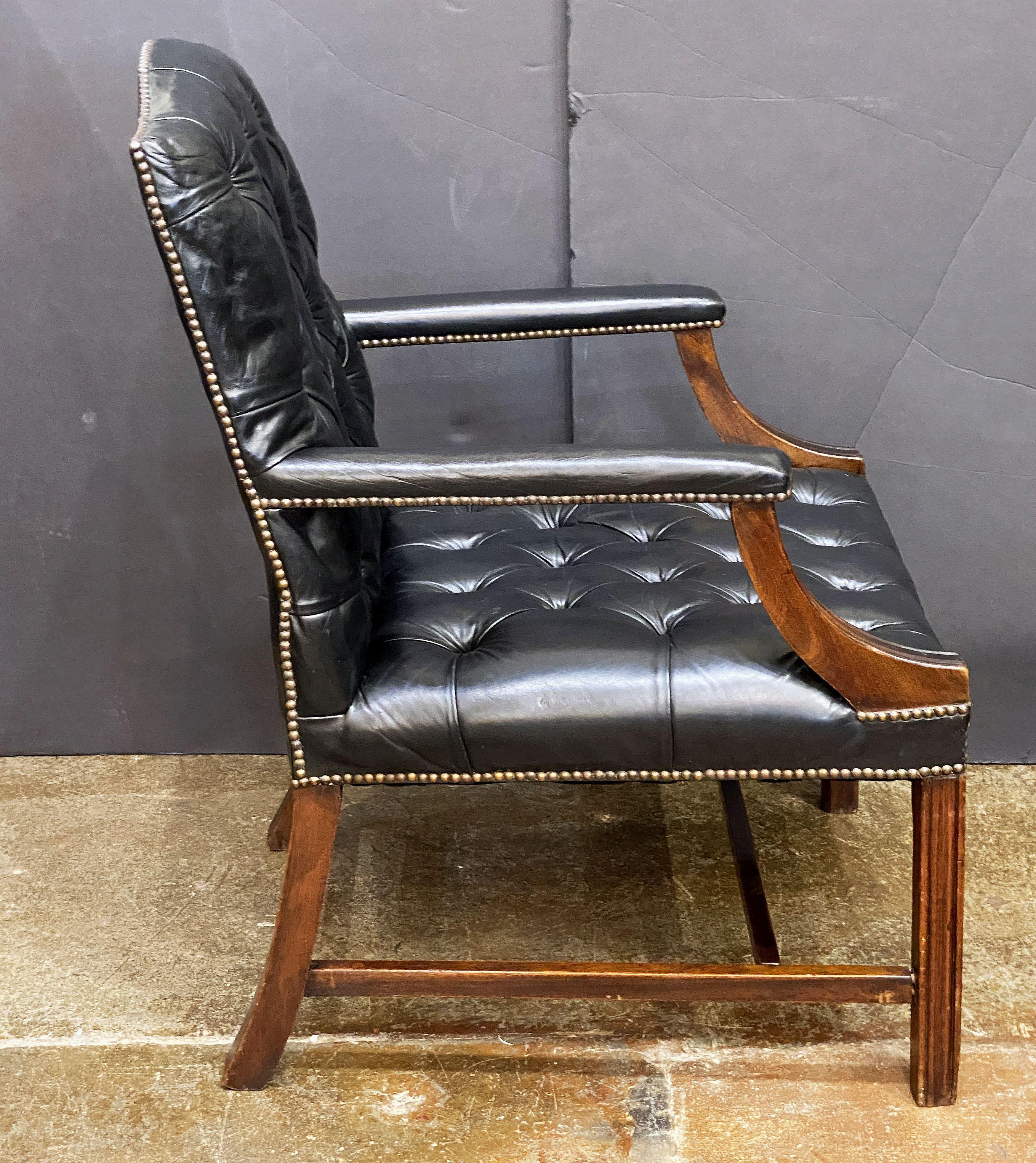 Gainsborough Arm Chair of Leather and Mahogany from England For Sale 3