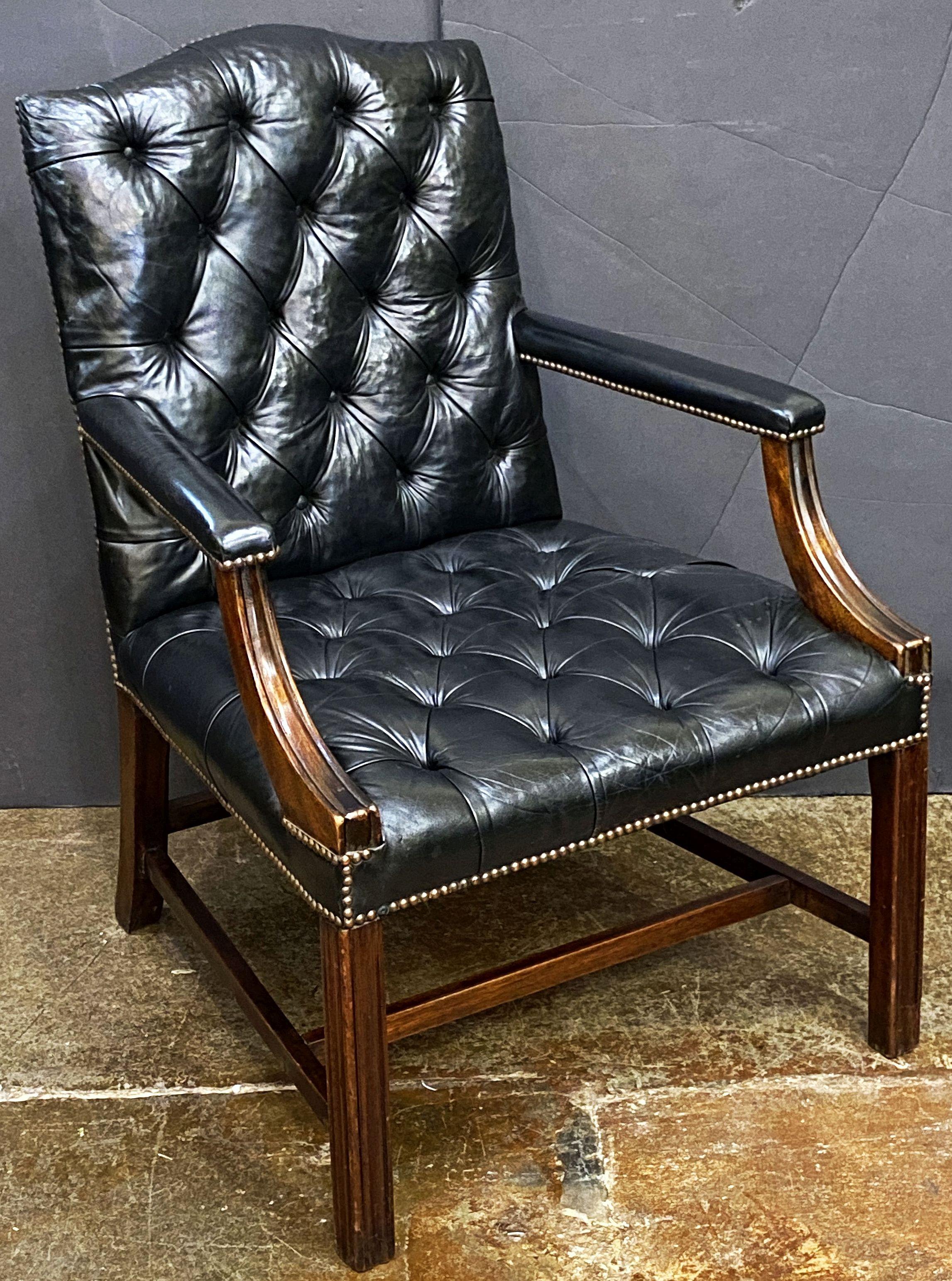 Gainsborough Arm Chair of Leather and Mahogany from England For Sale 4