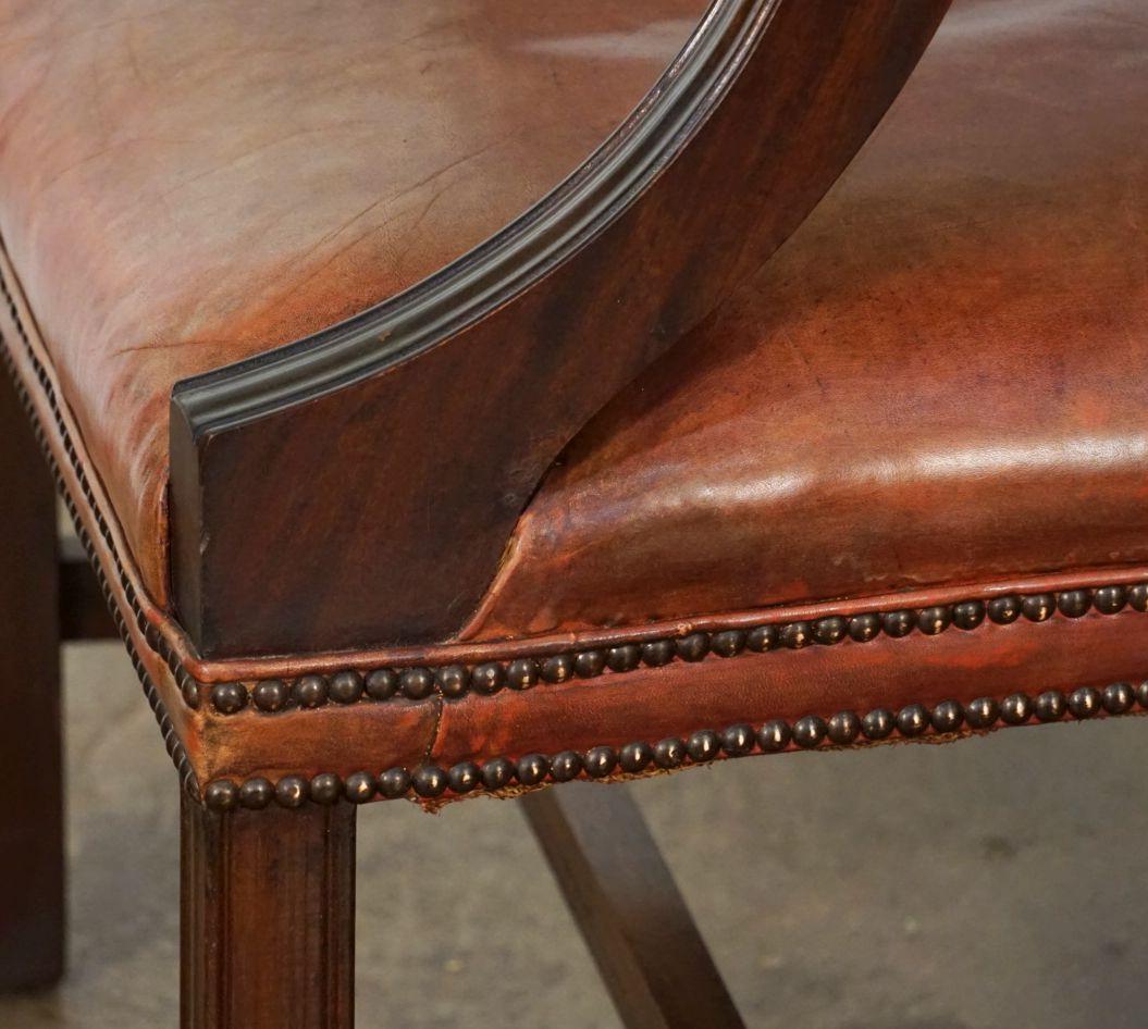 Gainsborough Arm Chair of Leather and Mahogany from England For Sale 5