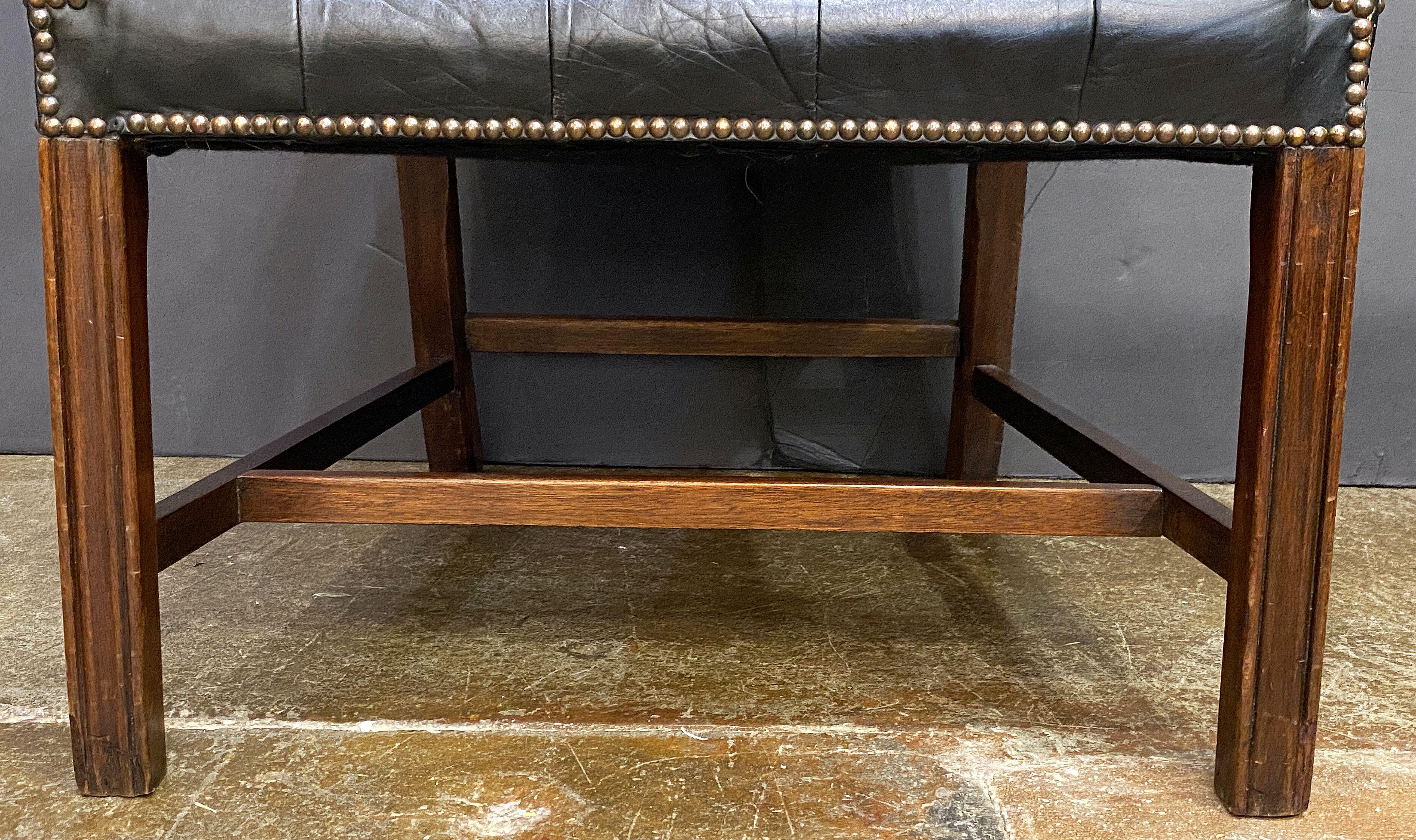 Gainsborough Arm Chair of Leather and Mahogany from England For Sale 13