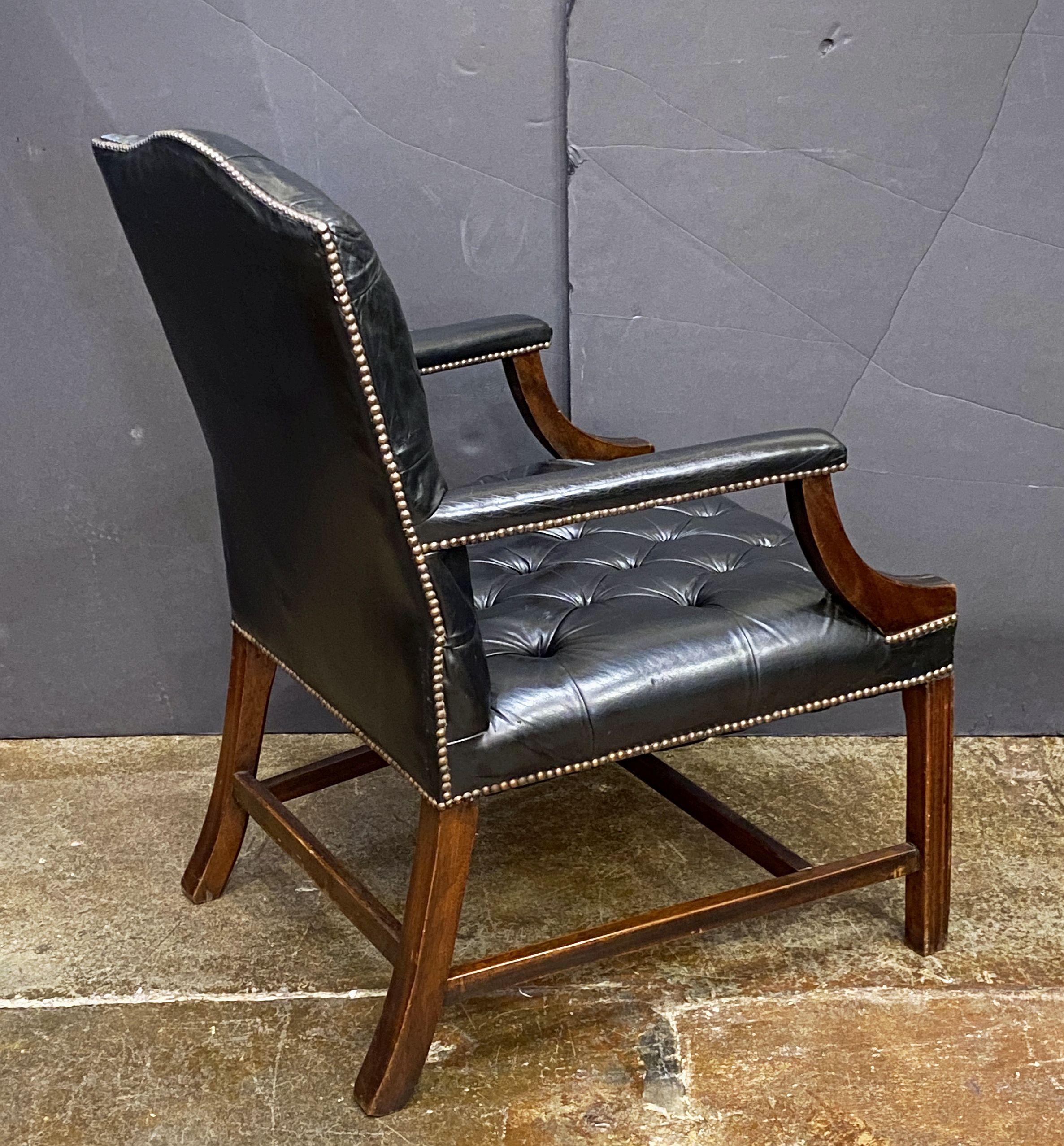 Gainsborough Arm Chair of Leather and Mahogany from England For Sale 2