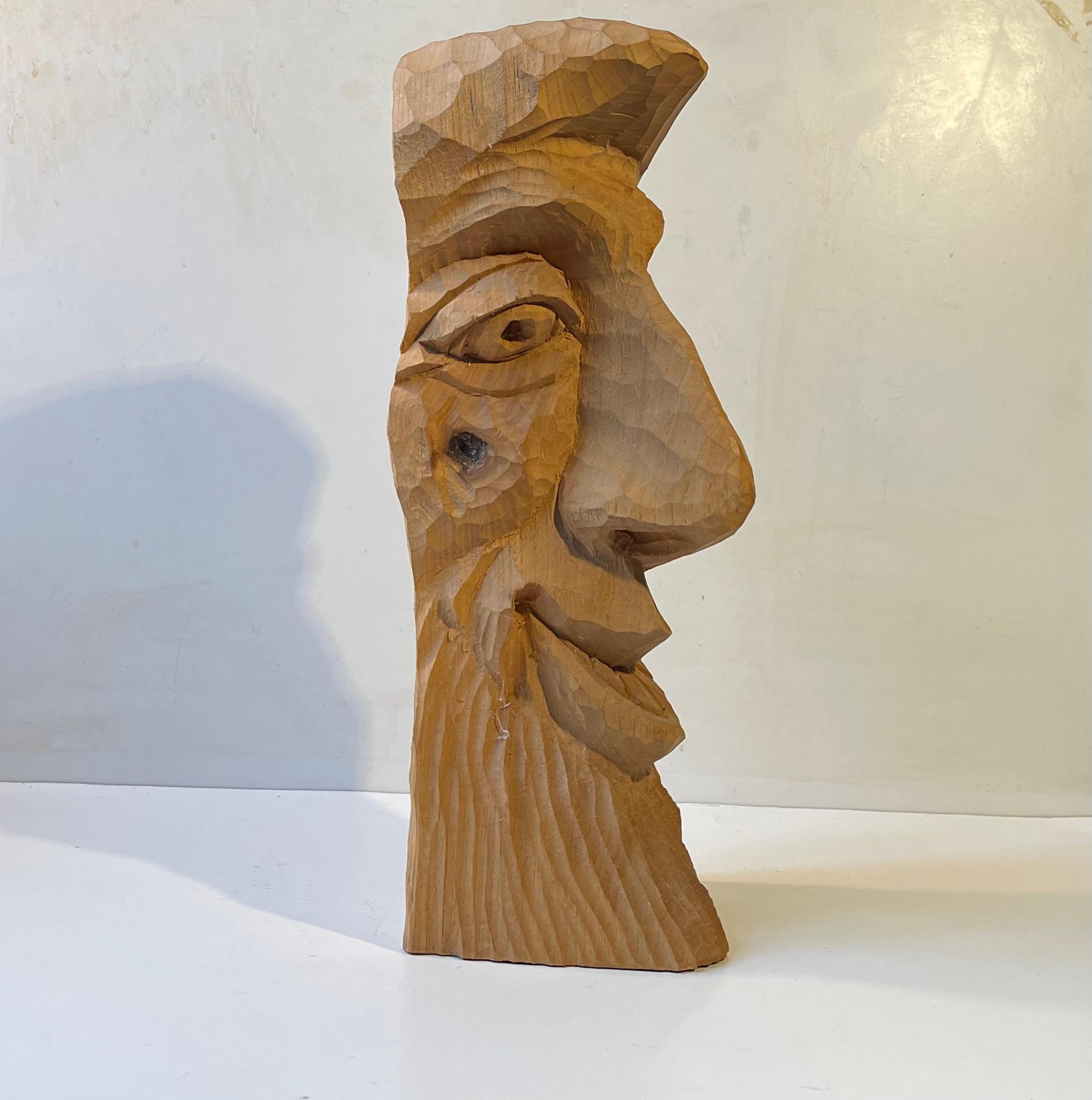 Moderno Gaio Giulio Cesare - Testa di caricatura in Oak intagliata a mano, anni '70 in vendita