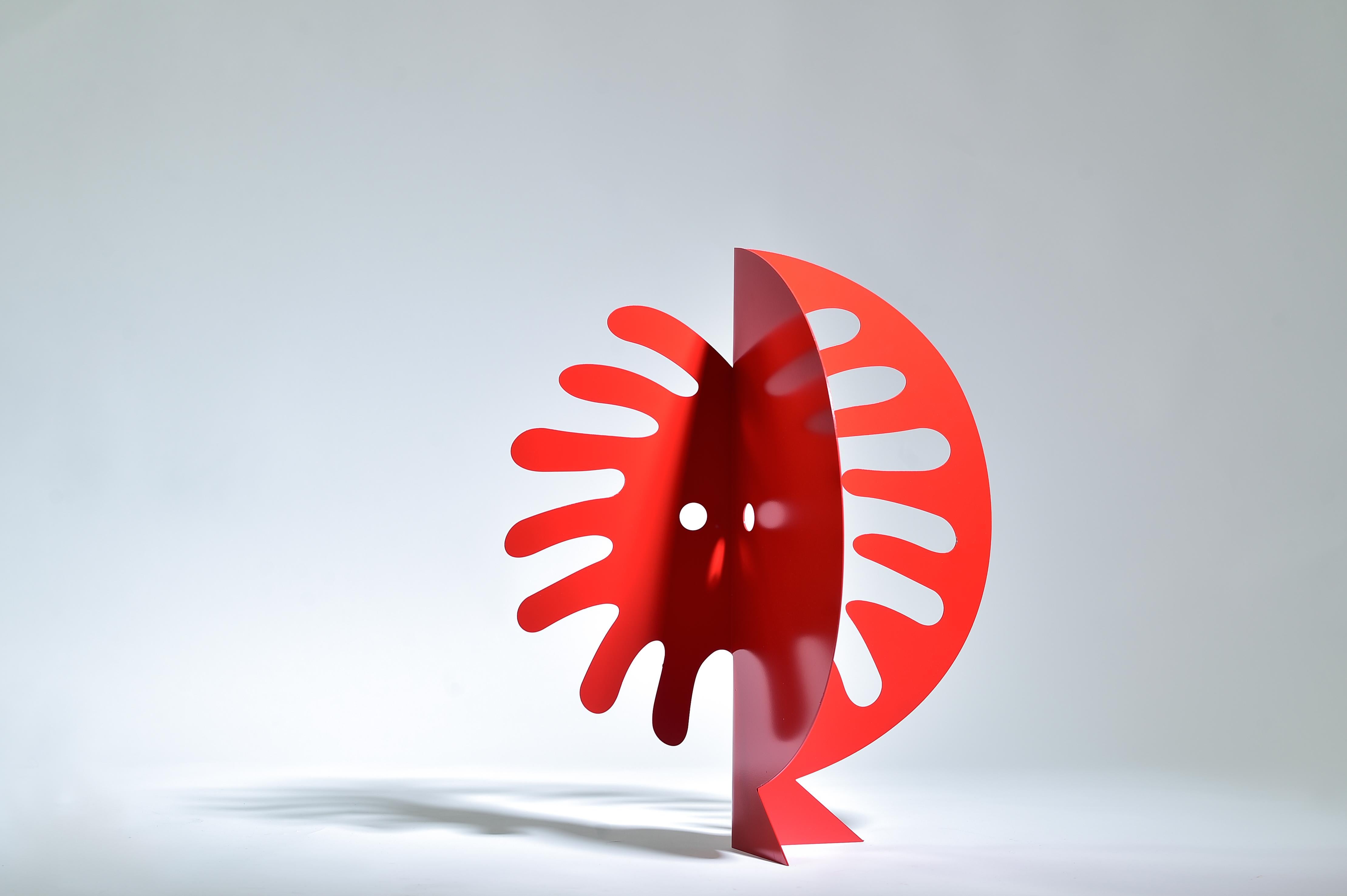 Sol Rojo - escultura figurativa abstracta - Sculpture Abstracto de Gal Melnick