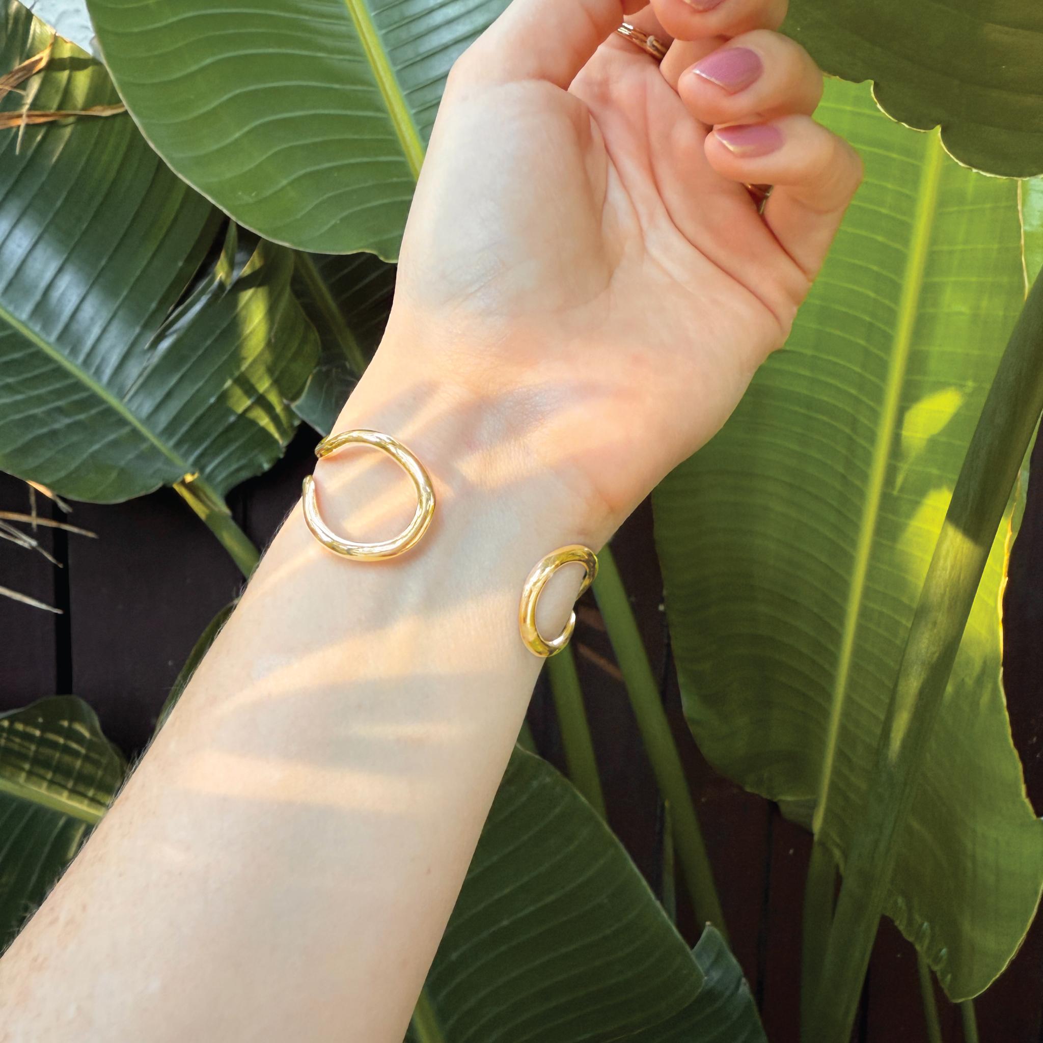 Grezzo Bracciale Gala in oro 14k con smerlo e perle in vendita
