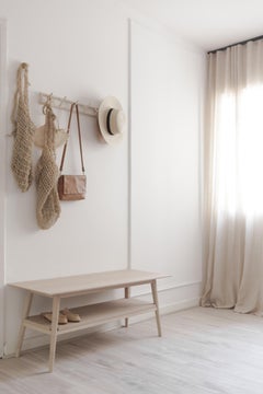 Banco Gala de madera de fresno y chapado de roble